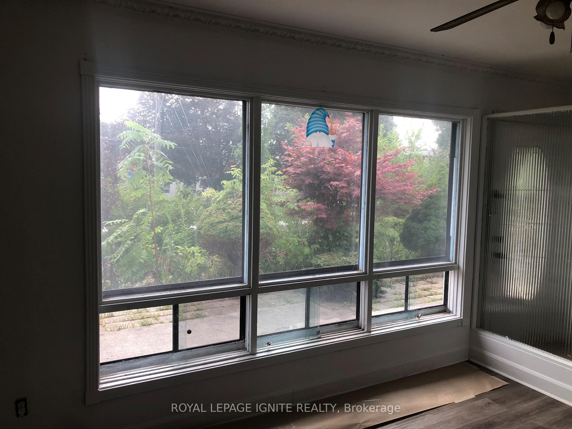 Photo 6 of Unit Main Level, 126 Orton Park Road, Scarborough, Woburn — HOMEH