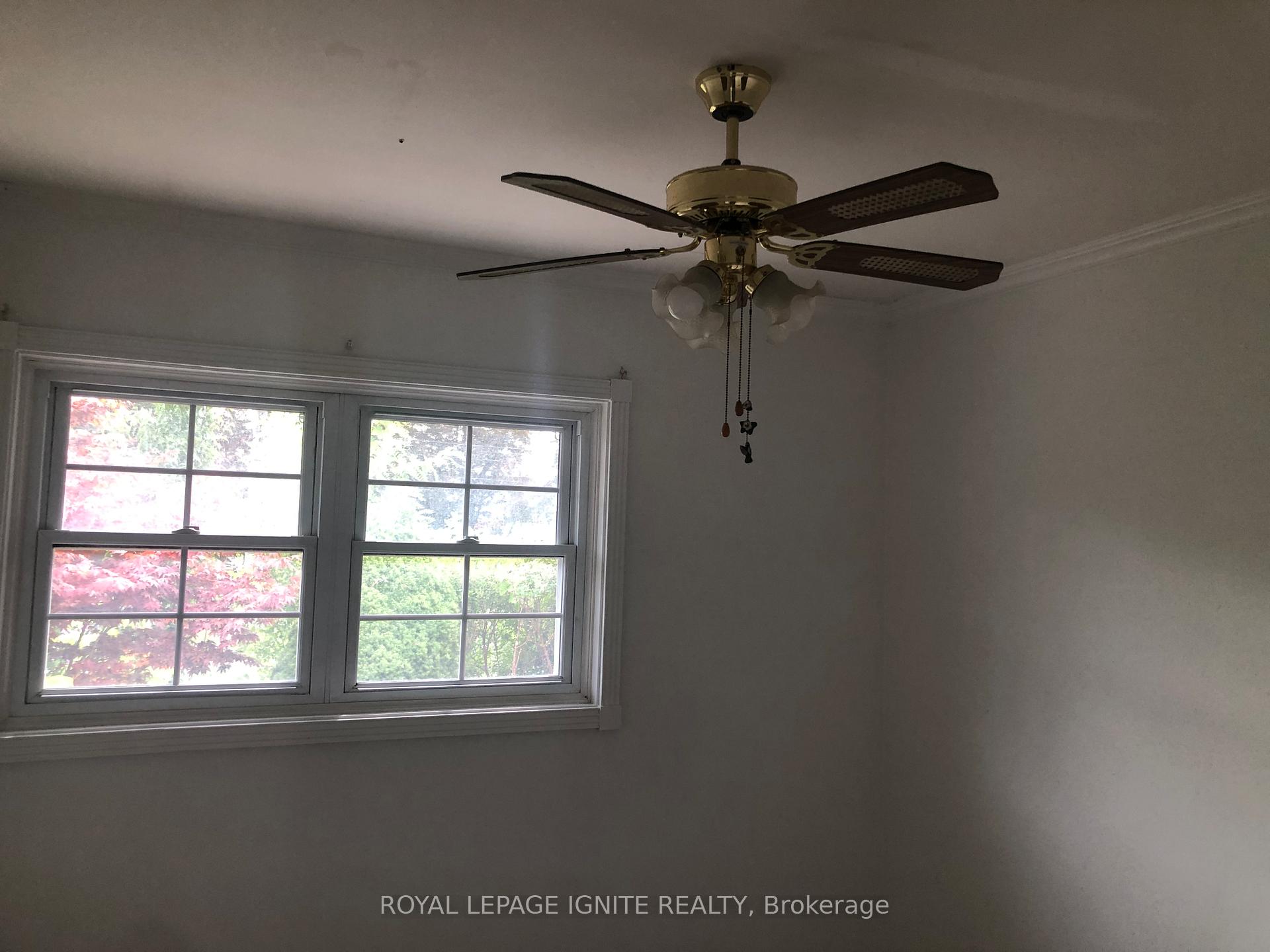 Photo 11 of Unit Main Level, 126 Orton Park Road, Scarborough, Woburn — HOMEH