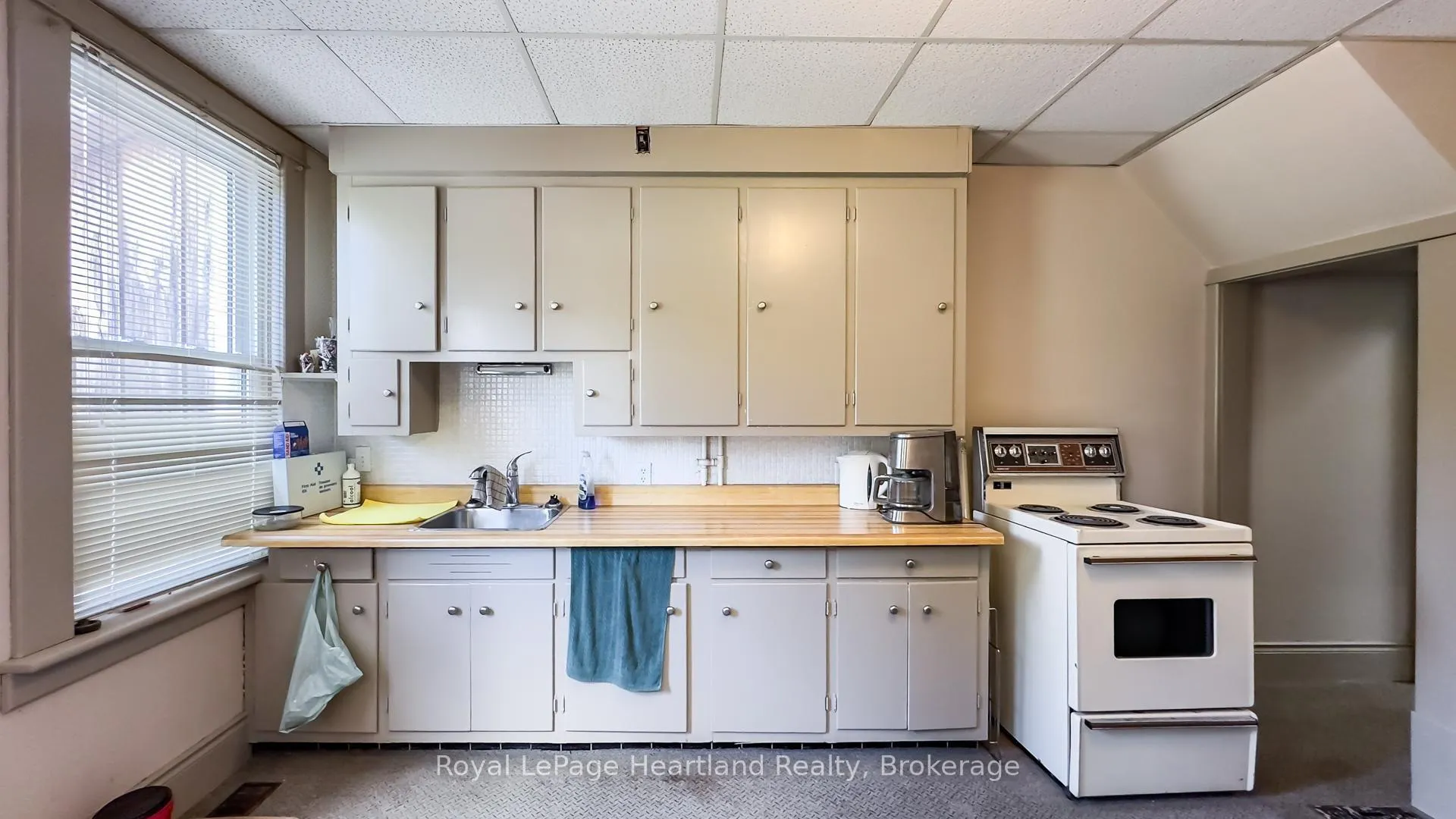 Photo 41 of 405 Queen St, North Huron, Blyth — HOMEH