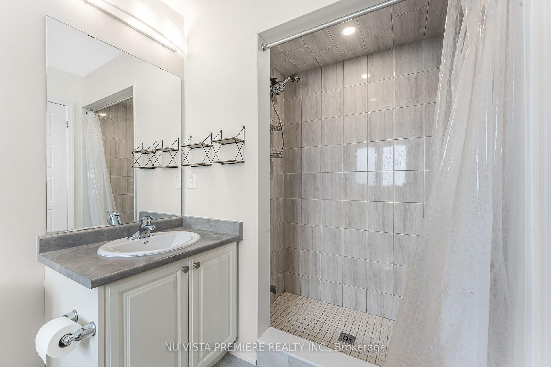 Photo 13 of 12 Legacy Lane, Thorold, Hurricane/Merrittville — HOMEH