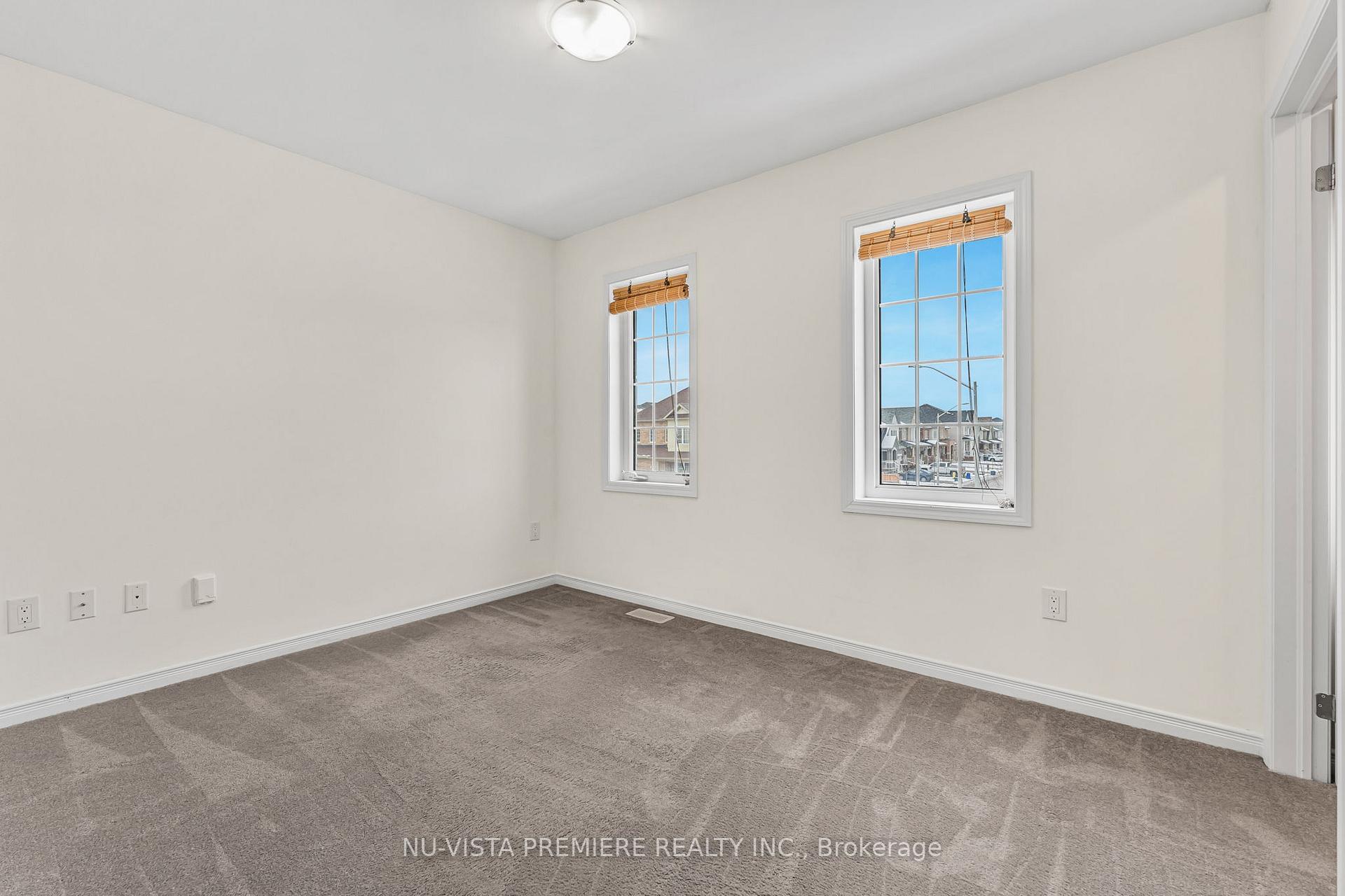 Photo 16 of 12 Legacy Lane, Thorold, Hurricane/Merrittville — HOMEH