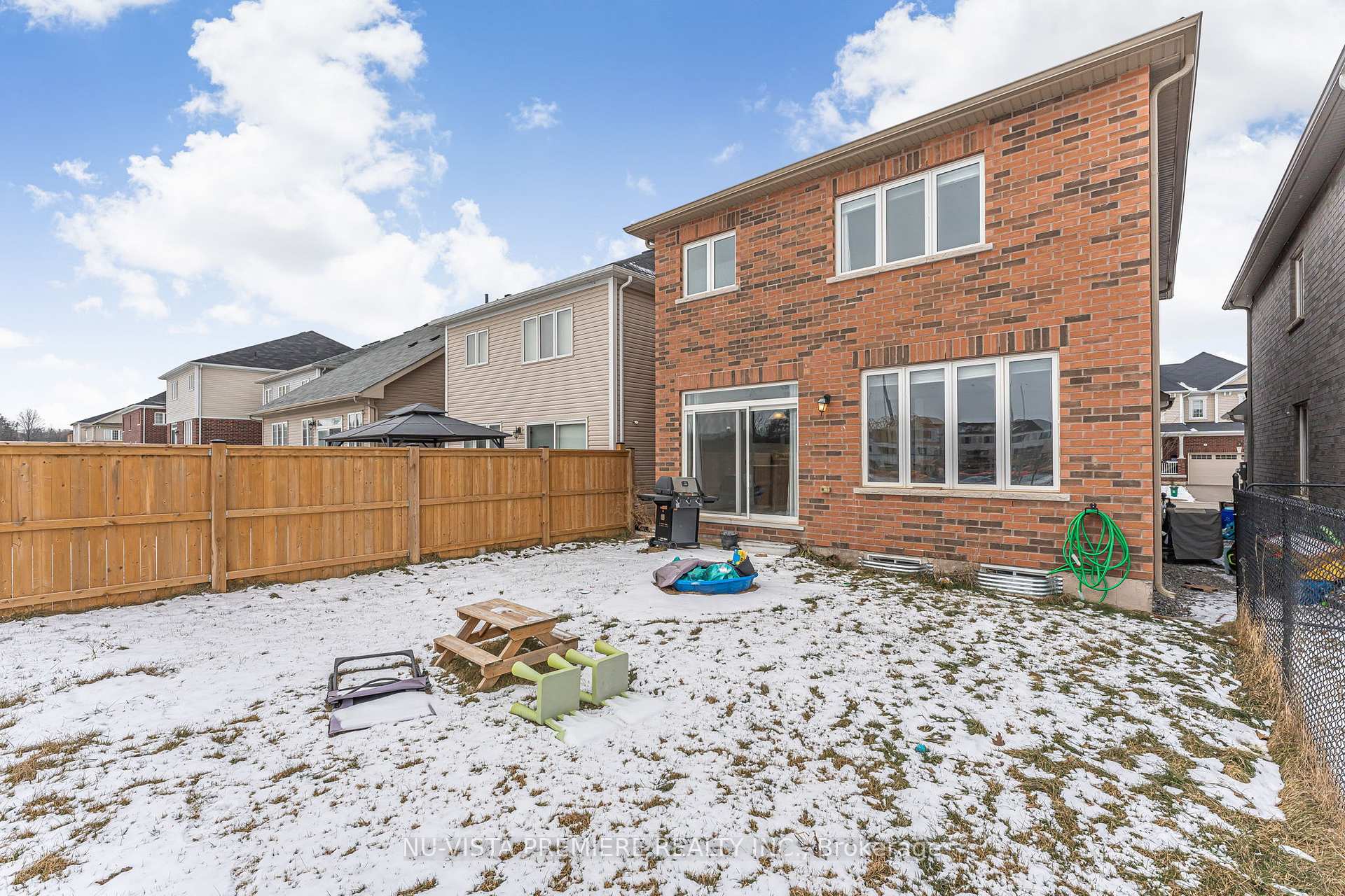 Photo 21 of 12 Legacy Lane, Thorold, Hurricane/Merrittville — HOMEH