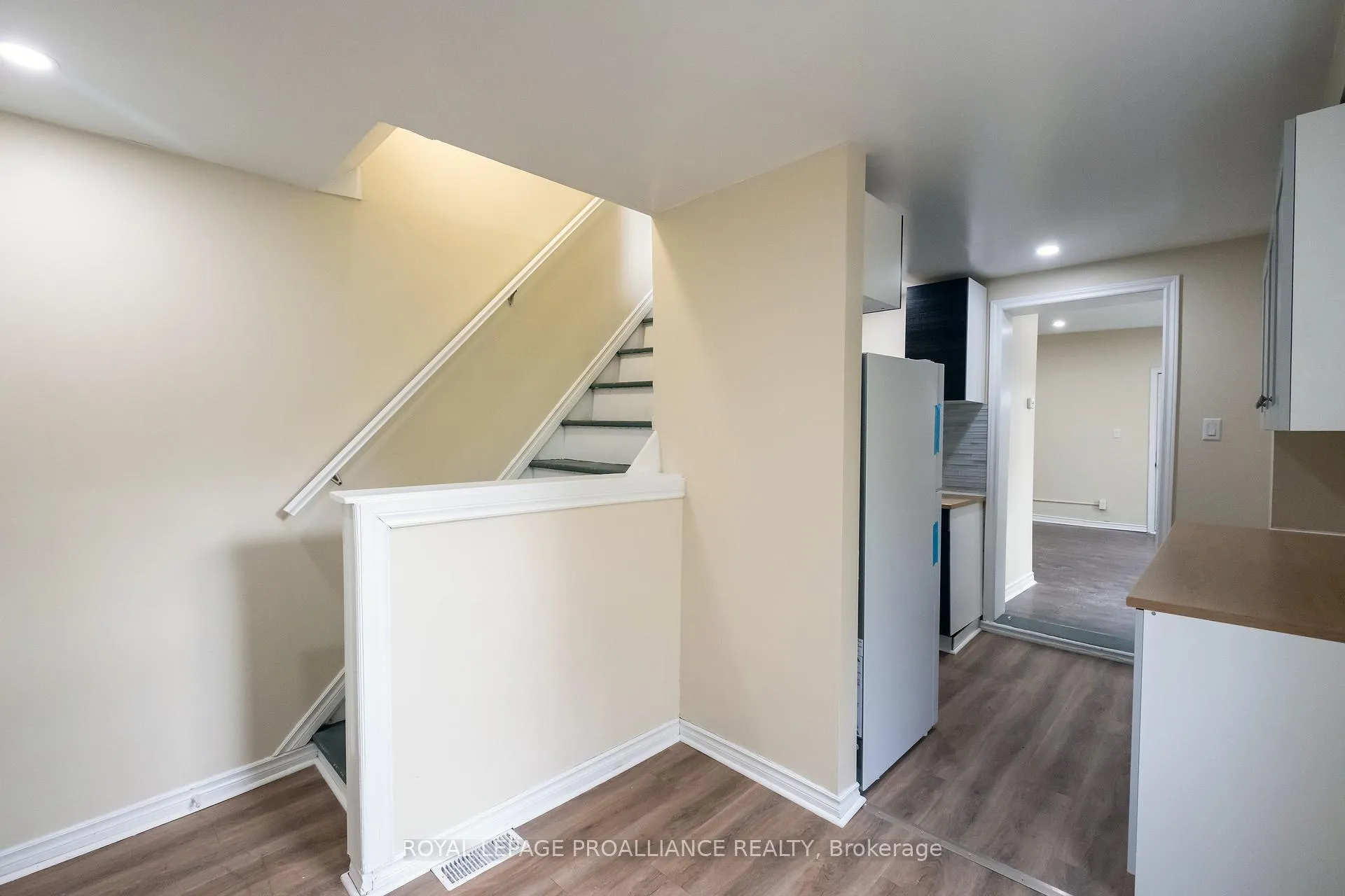 Photo 12 of 90 Dundas Street E, Belleville, Belleville Ward — HOMEH