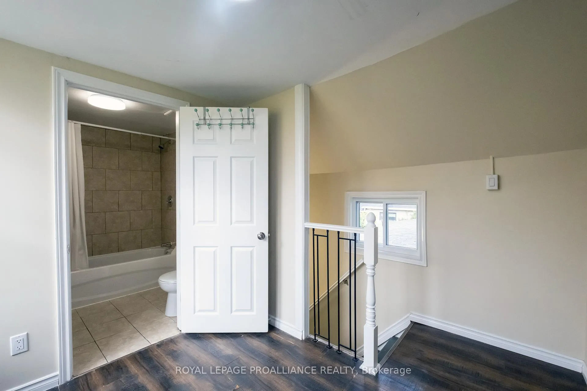 Photo 13 of 90 Dundas Street E, Belleville, Belleville Ward — HOMEH