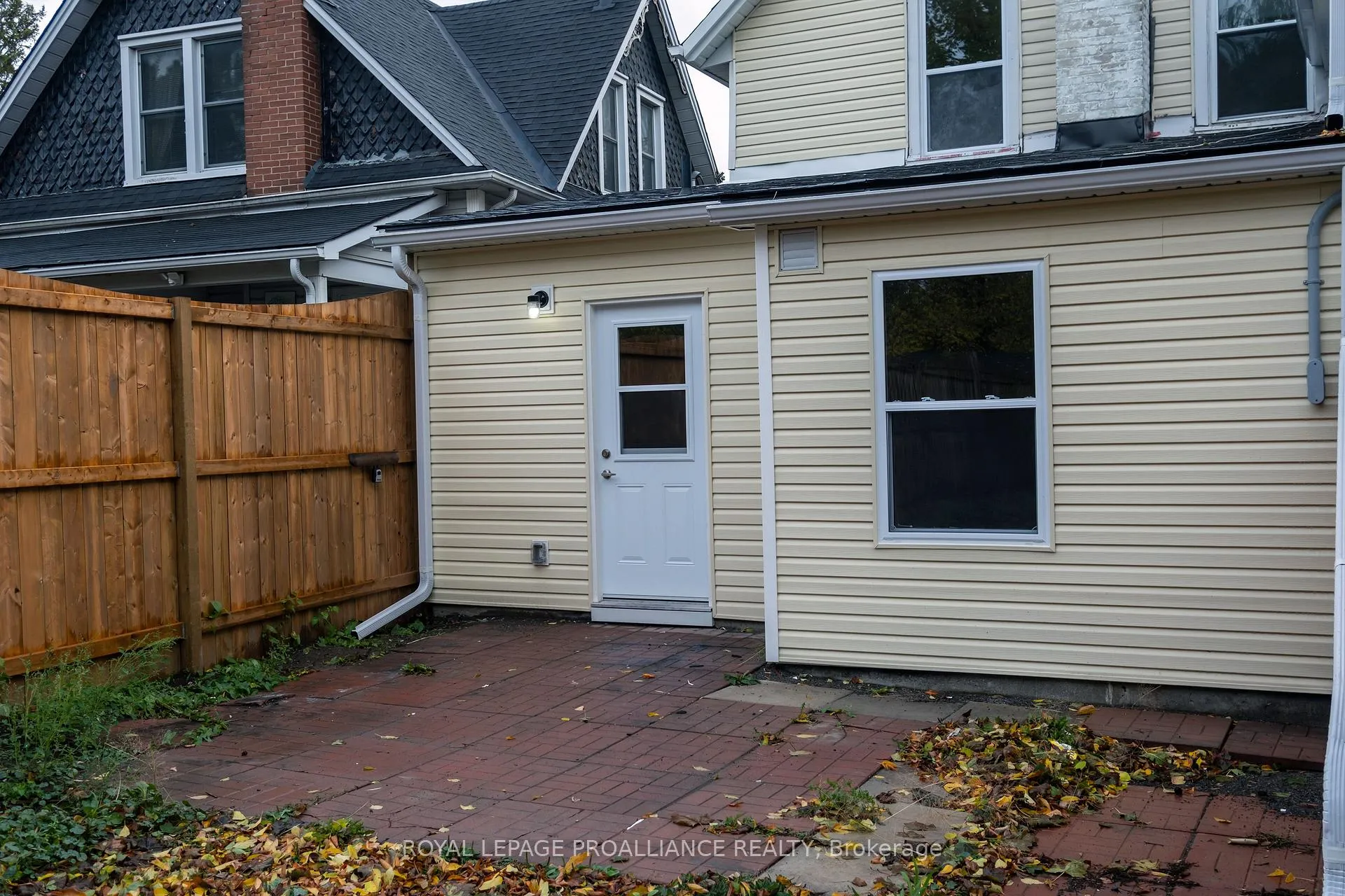 Photo 28 of 90 Dundas Street E, Belleville, Belleville Ward — HOMEH
