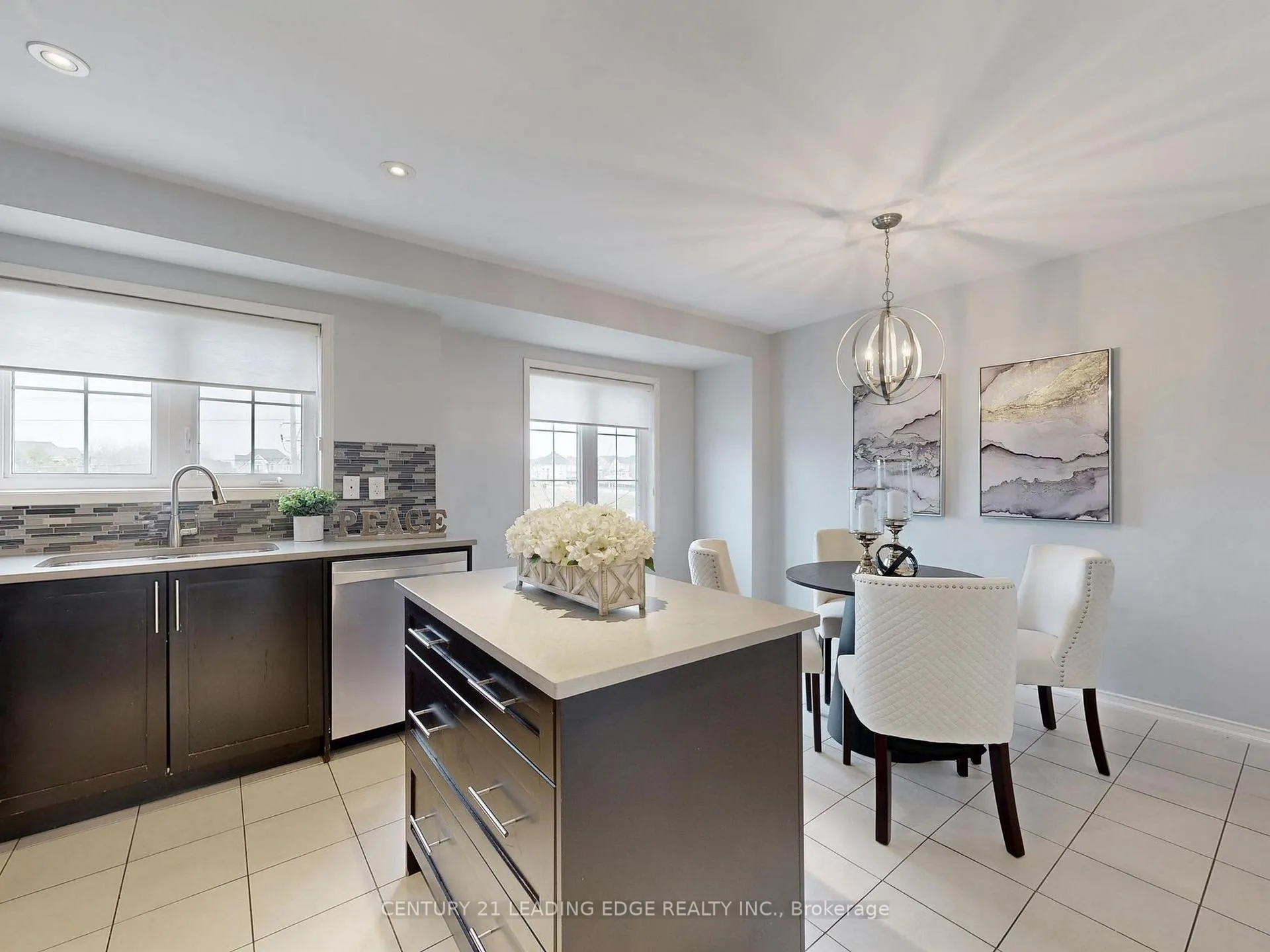 Photo 14 of 423 Rossland Road E, Ajax, Central East — HOMEH