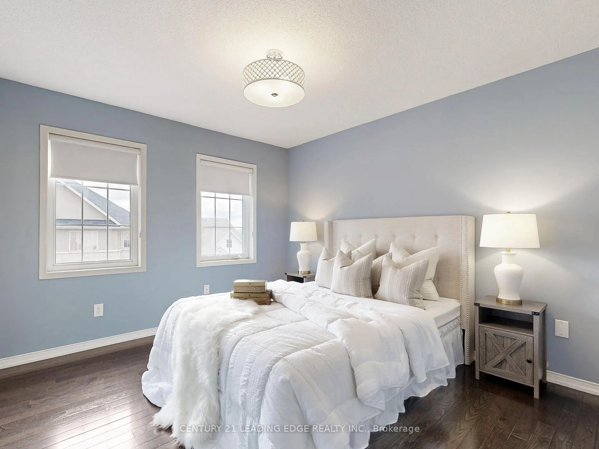 Photo 22 of 423 Rossland Road E, Ajax, Central East — HOMEH