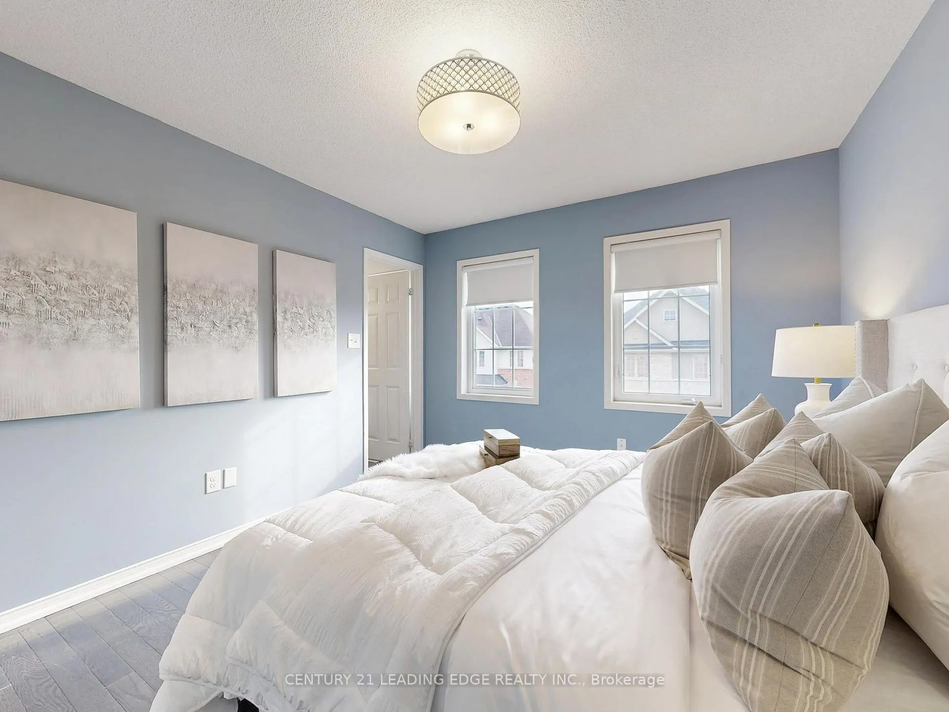 Photo 25 of 423 Rossland Road E, Ajax, Central East — HOMEH