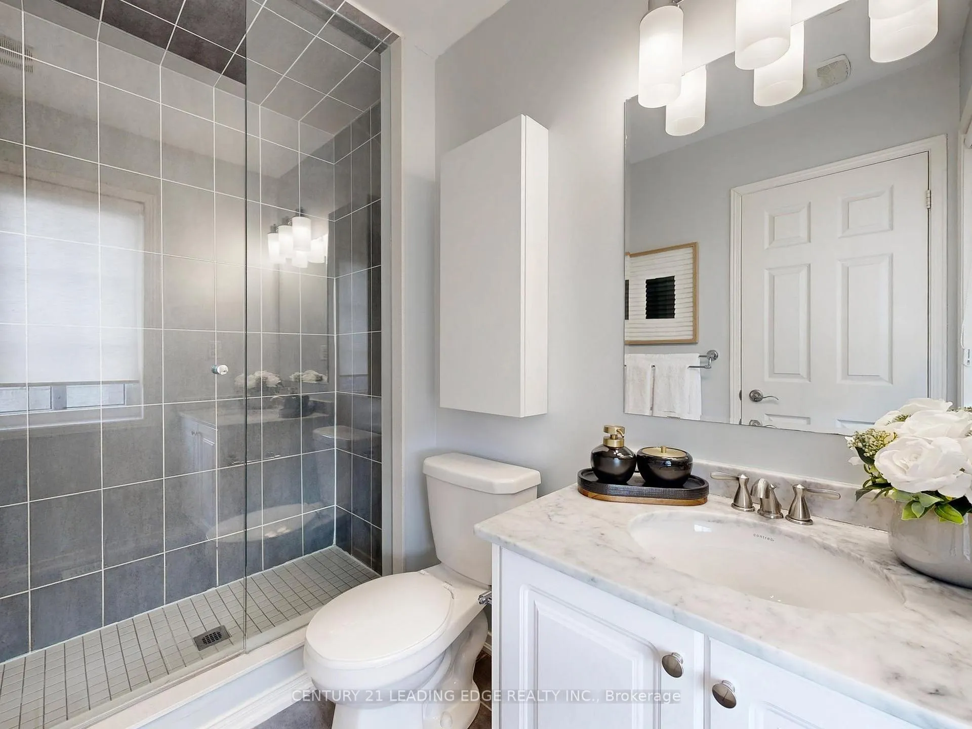 Photo 27 of 423 Rossland Road E, Ajax, Central East — HOMEH