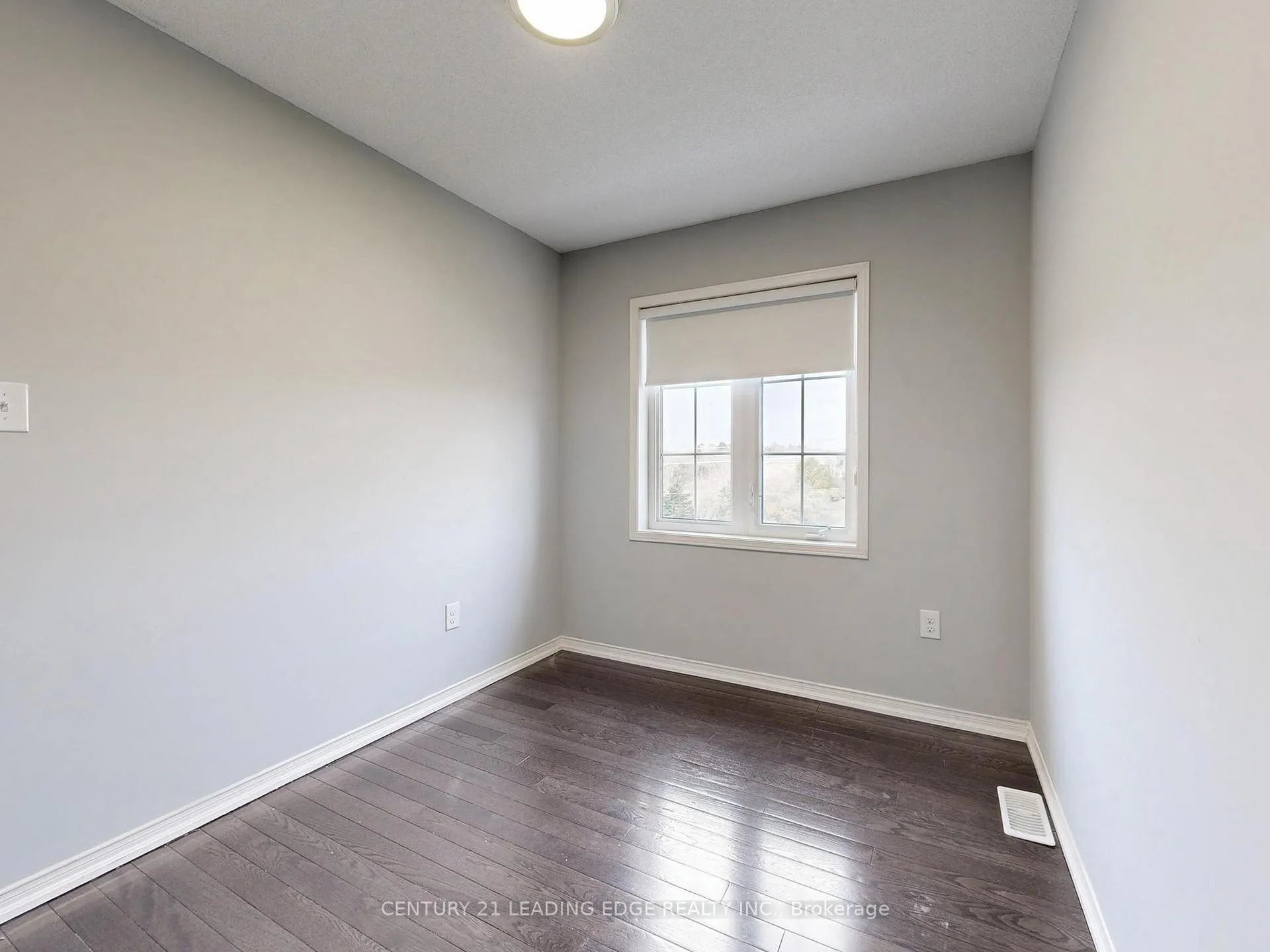 Photo 31 of 423 Rossland Road E, Ajax, Central East — HOMEH