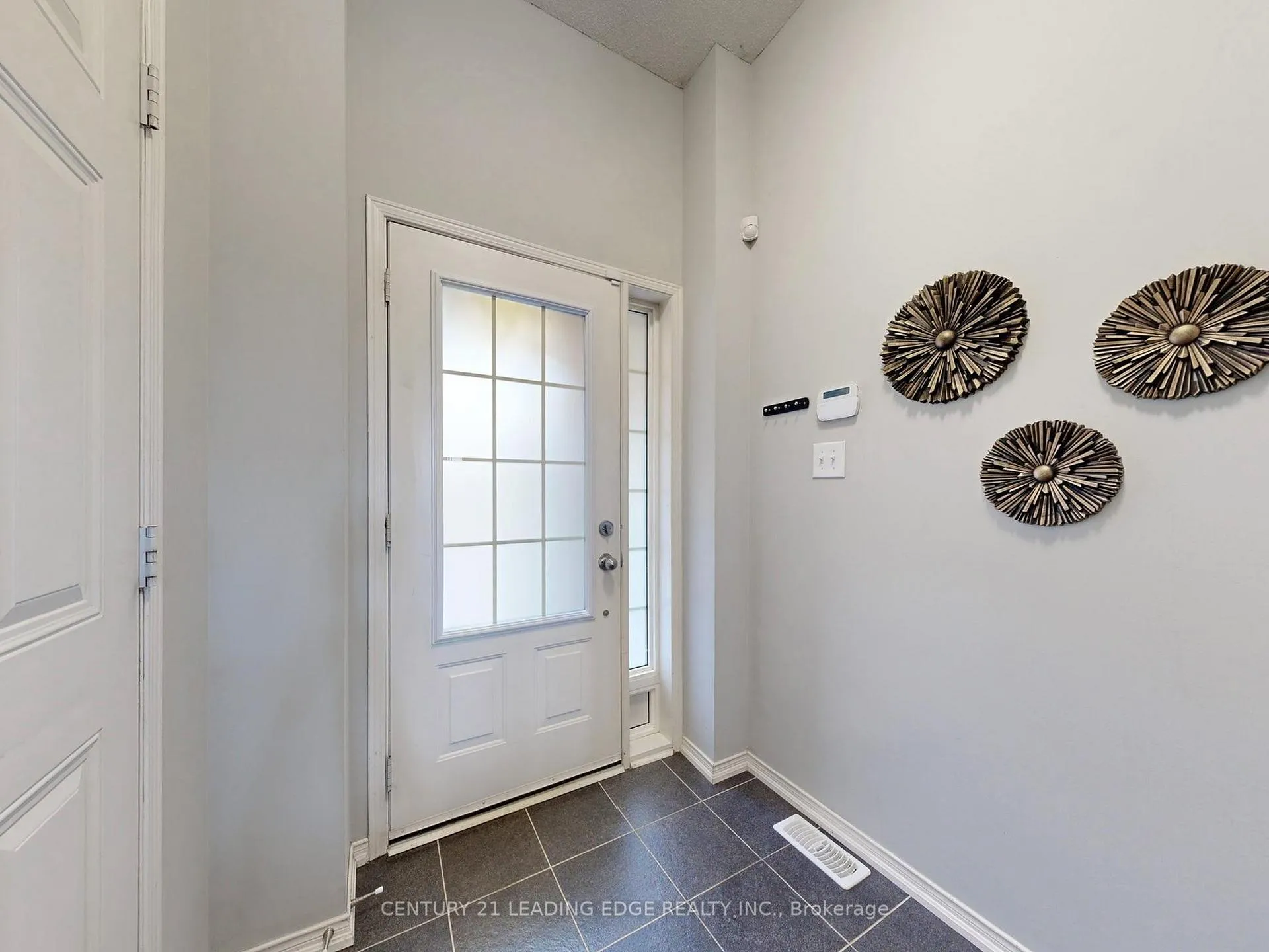 Photo 41 of 423 Rossland Road E, Ajax, Central East — HOMEH