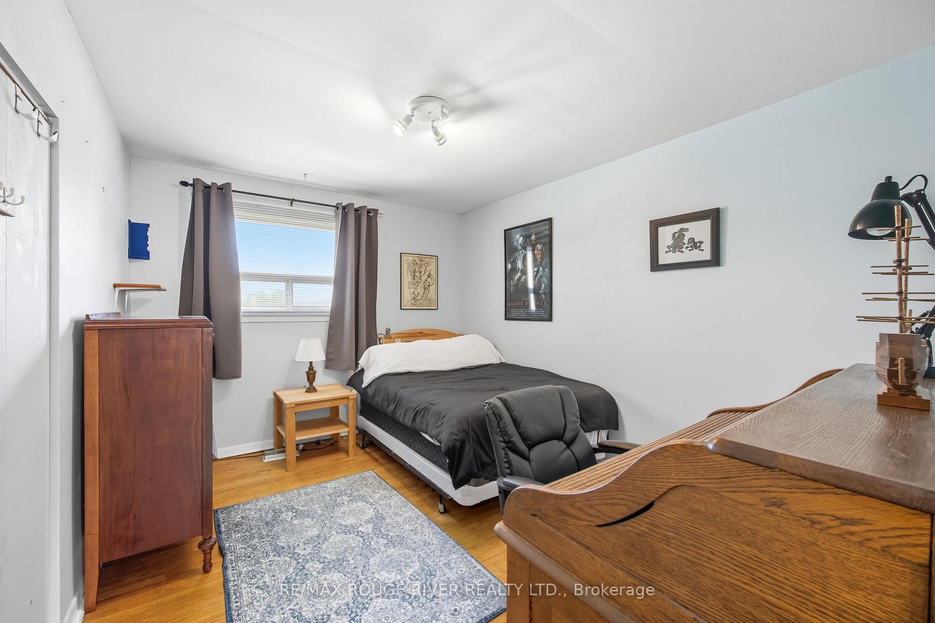 Photo 10 of 412 Brimorton Drive, Scarborough, Woburn — HOMEH
