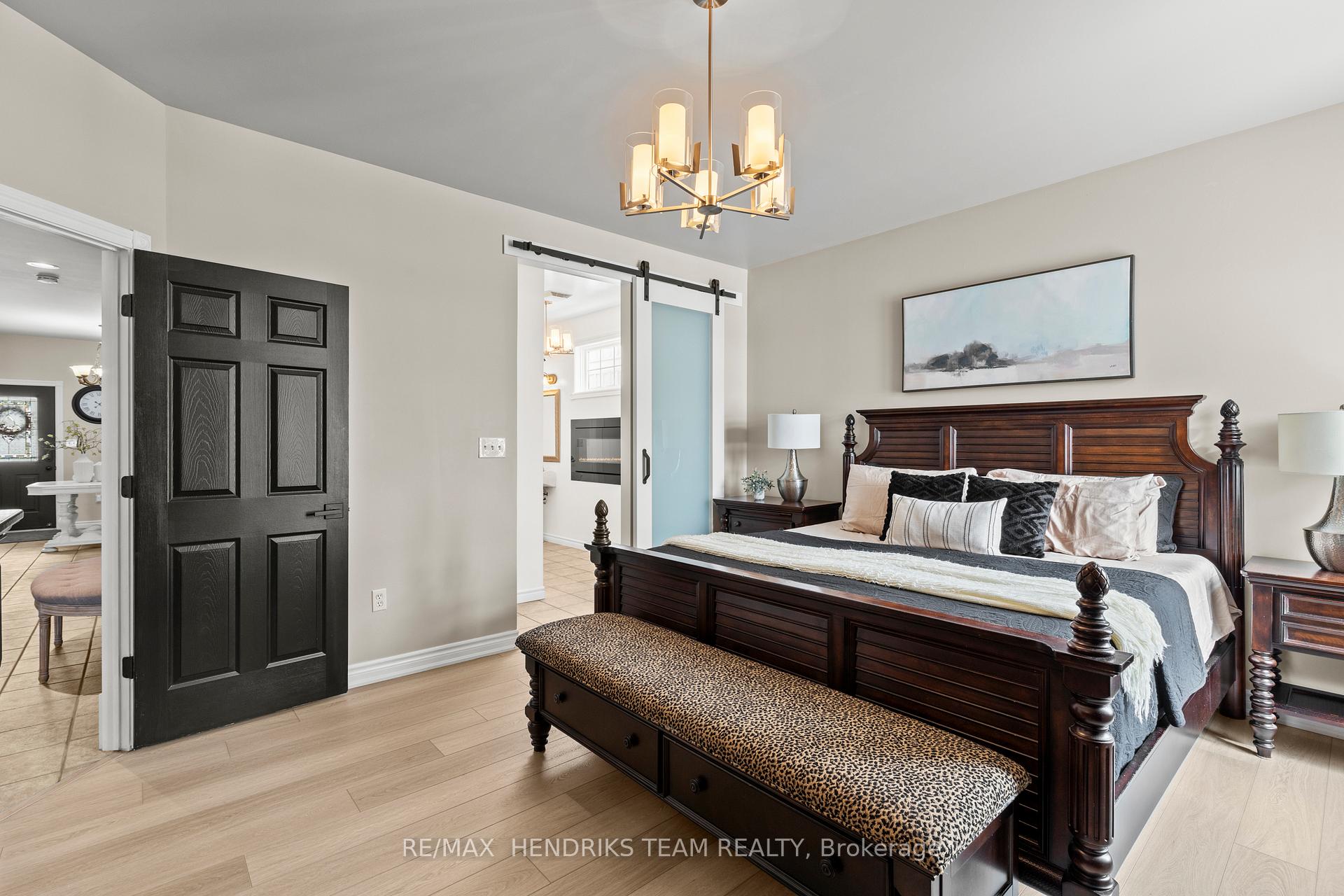 Photo 19 of 11 Marlatts Road, Thorold, Thorold Downtown — HOMEH