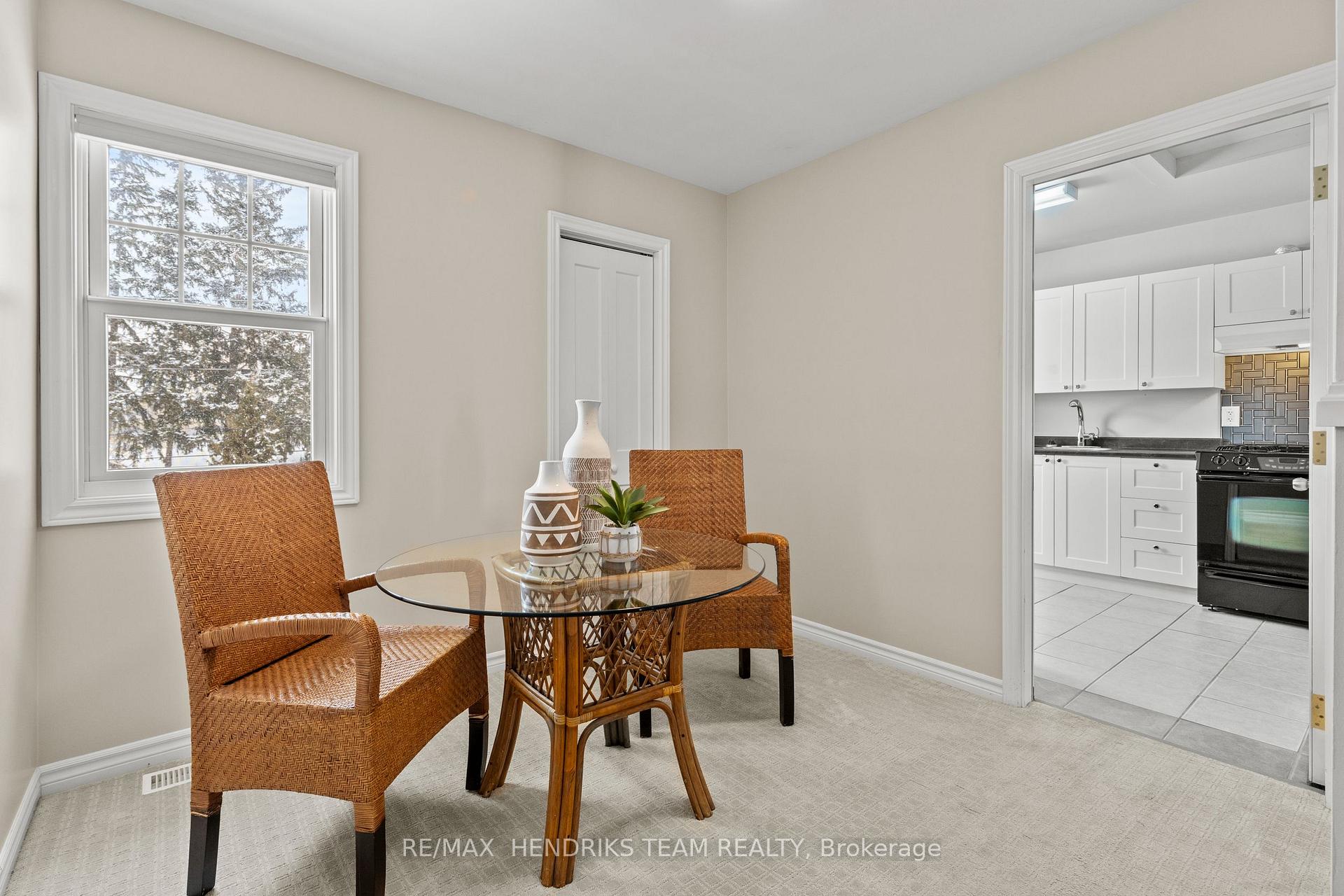 Photo 26 of 11 Marlatts Road, Thorold, Thorold Downtown — HOMEH