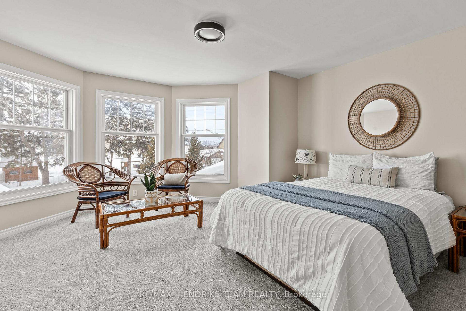 Photo 33 of 11 Marlatts Road, Thorold, Thorold Downtown — HOMEH