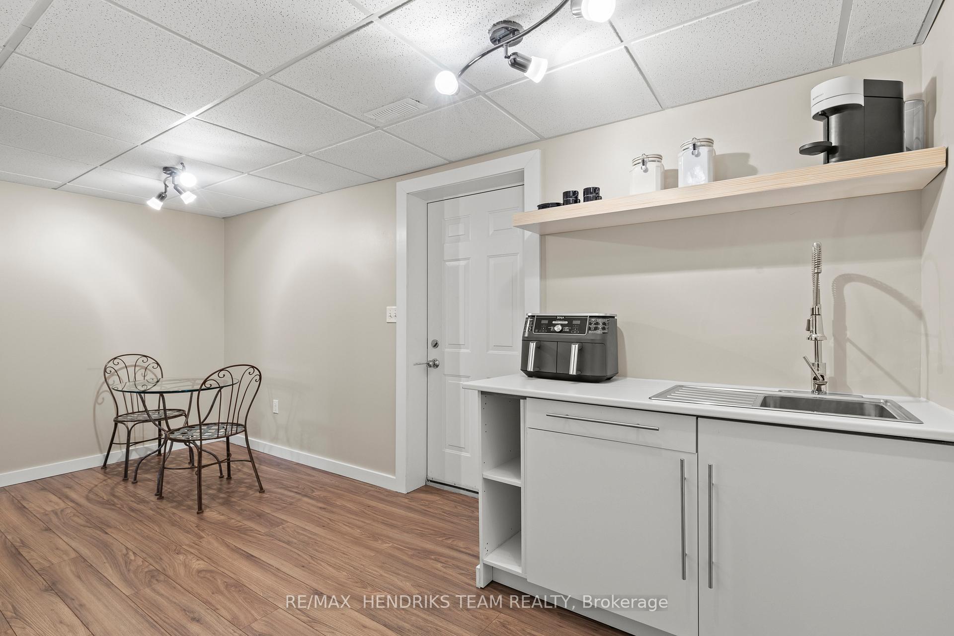 Photo 39 of 11 Marlatts Road, Thorold, Thorold Downtown — HOMEH