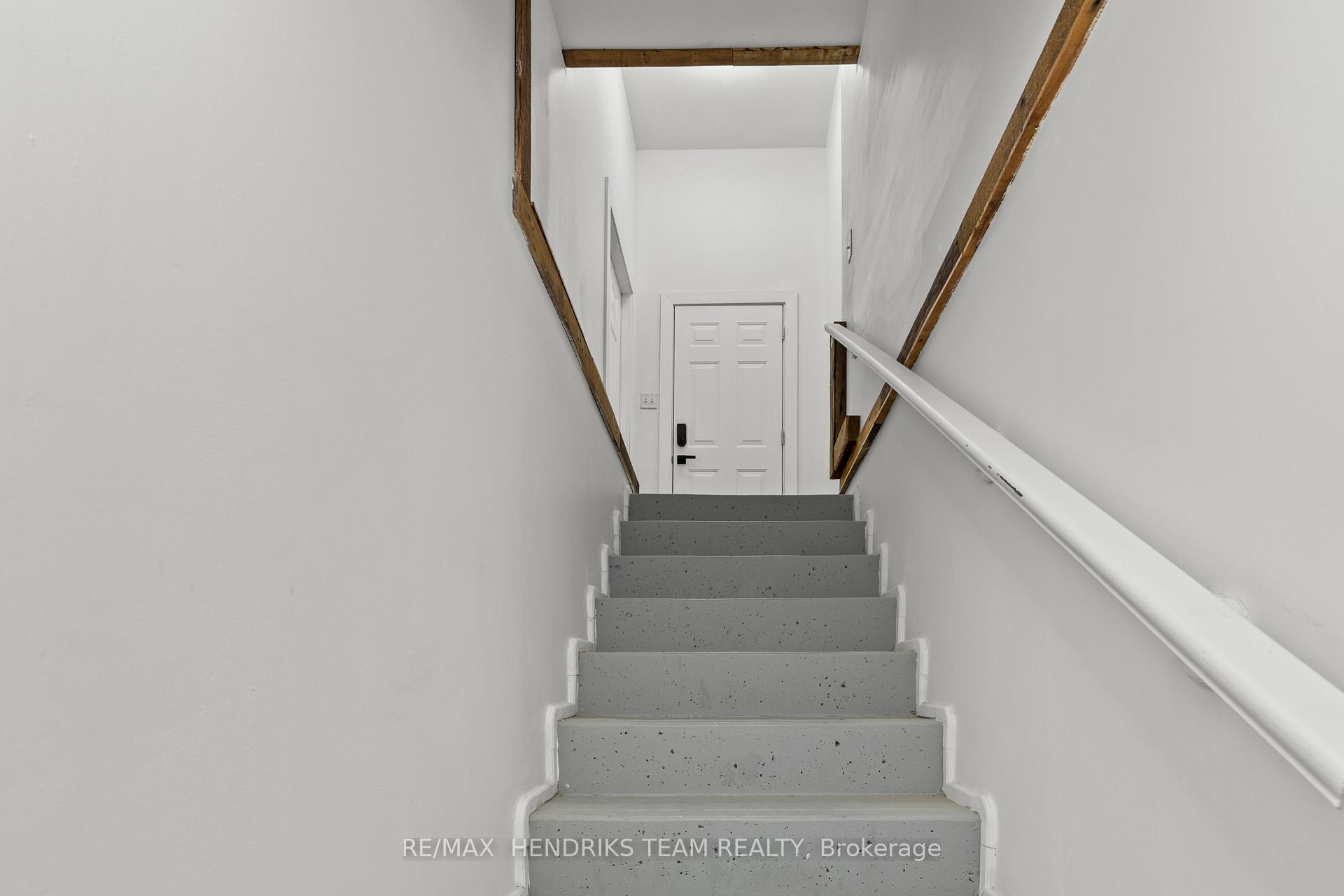 Photo 40 of 11 Marlatts Road, Thorold, Thorold Downtown — HOMEH