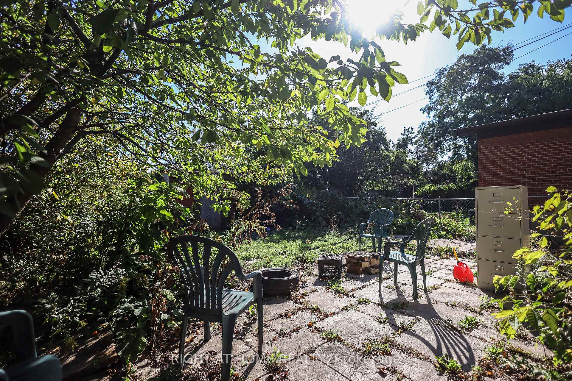 Photo 12 of 3261 Lawrence Avenue E, Scarborough, Woburn — HOMEH