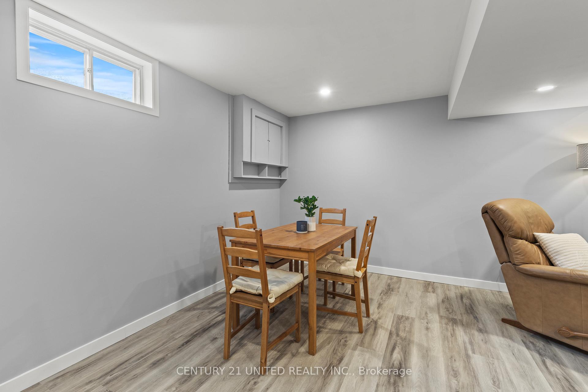 Photo 29 of 53 Mcdonagh Crescent, Thorold, Confederation Heights — HOMEH