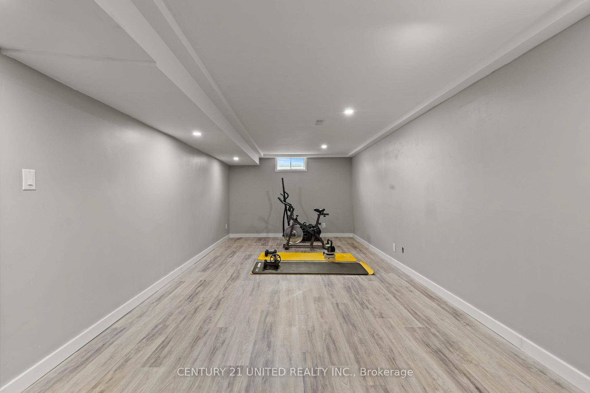 Photo 33 of 53 Mcdonagh Crescent, Thorold, Confederation Heights — HOMEH