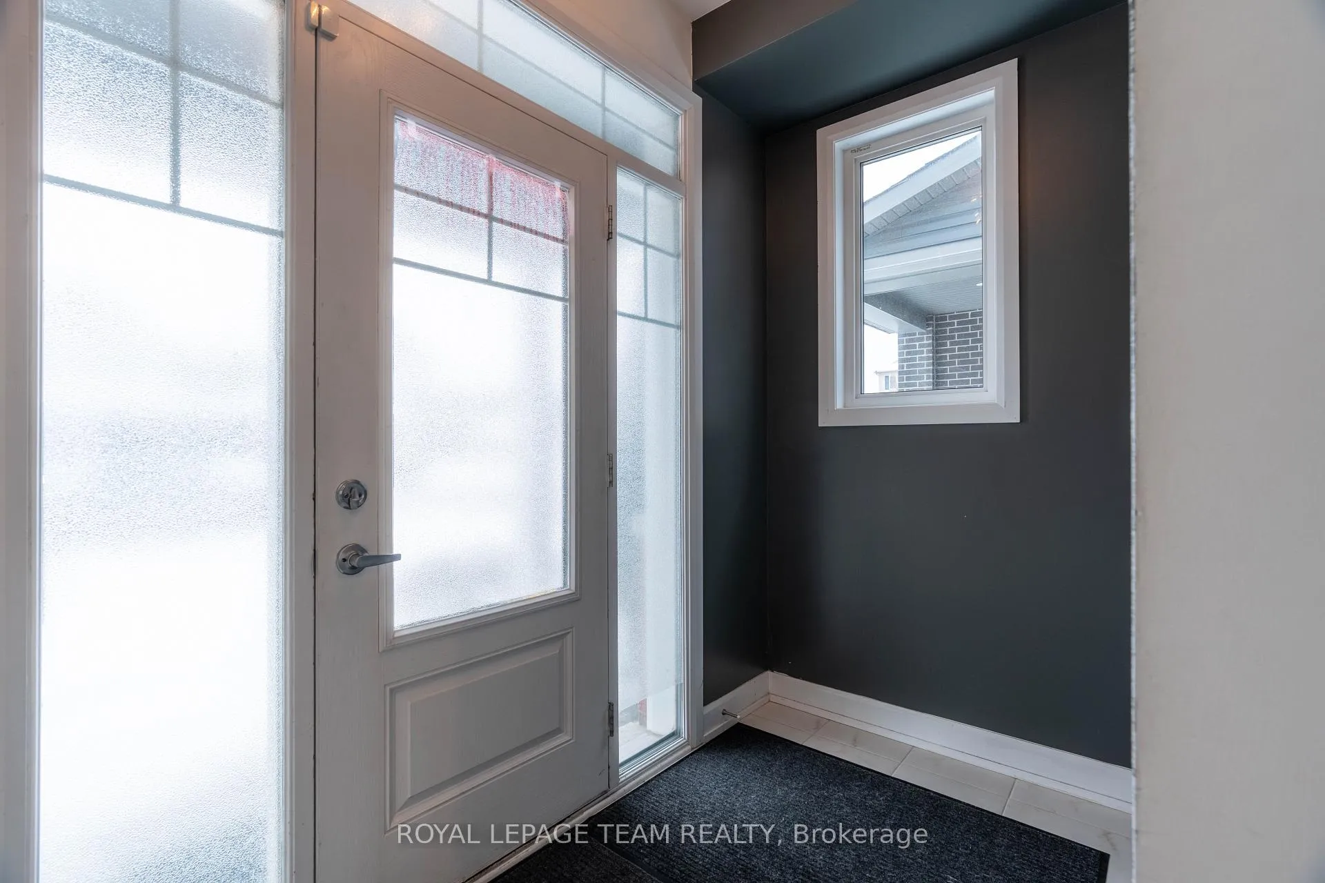 Photo 2 of 537 Lilith Street, Ottawa, Barrhaven - Heritage Park — HOMEH