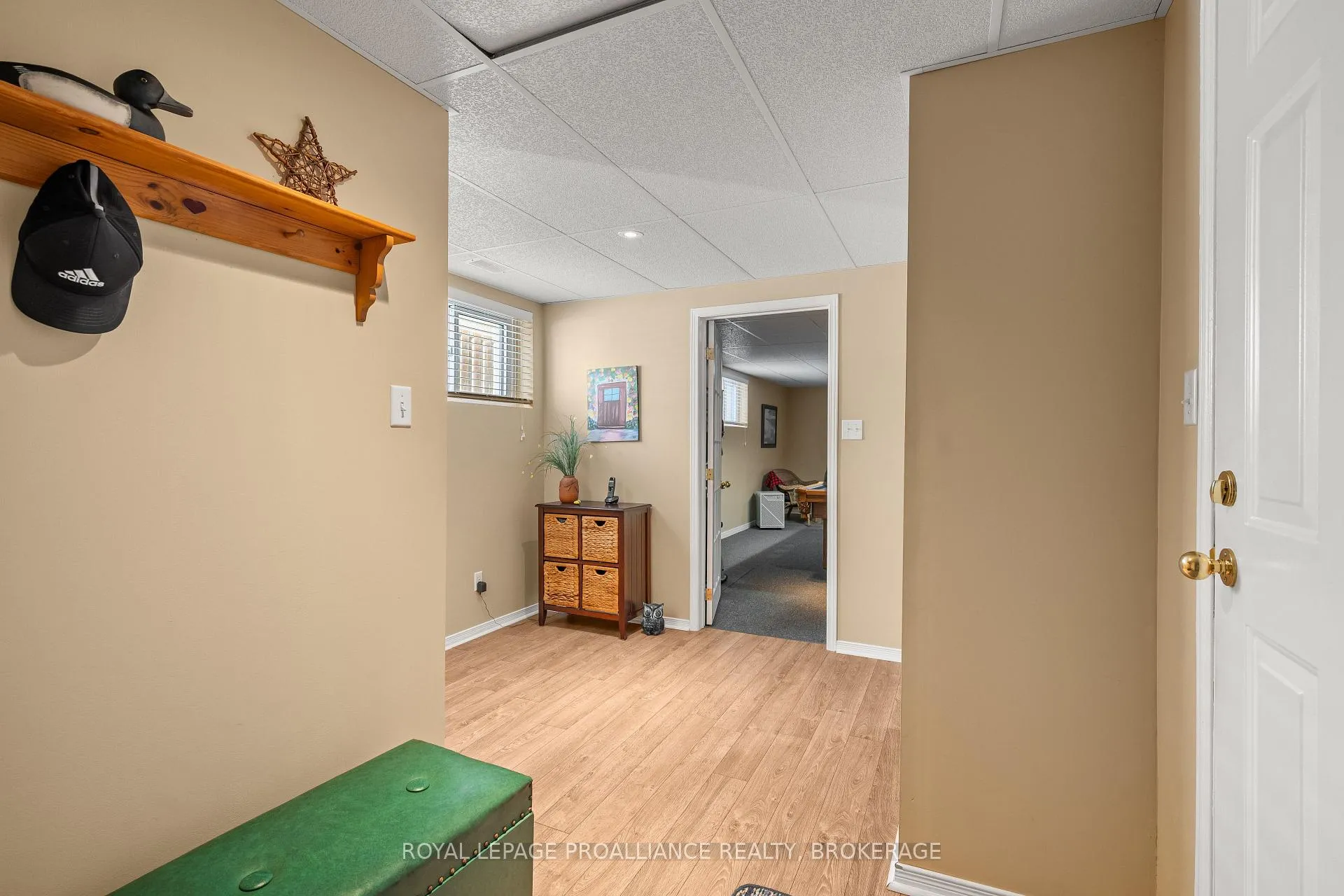 Photo 36 of 39 Esdon Street, Kingston, Rideau — HOMEH