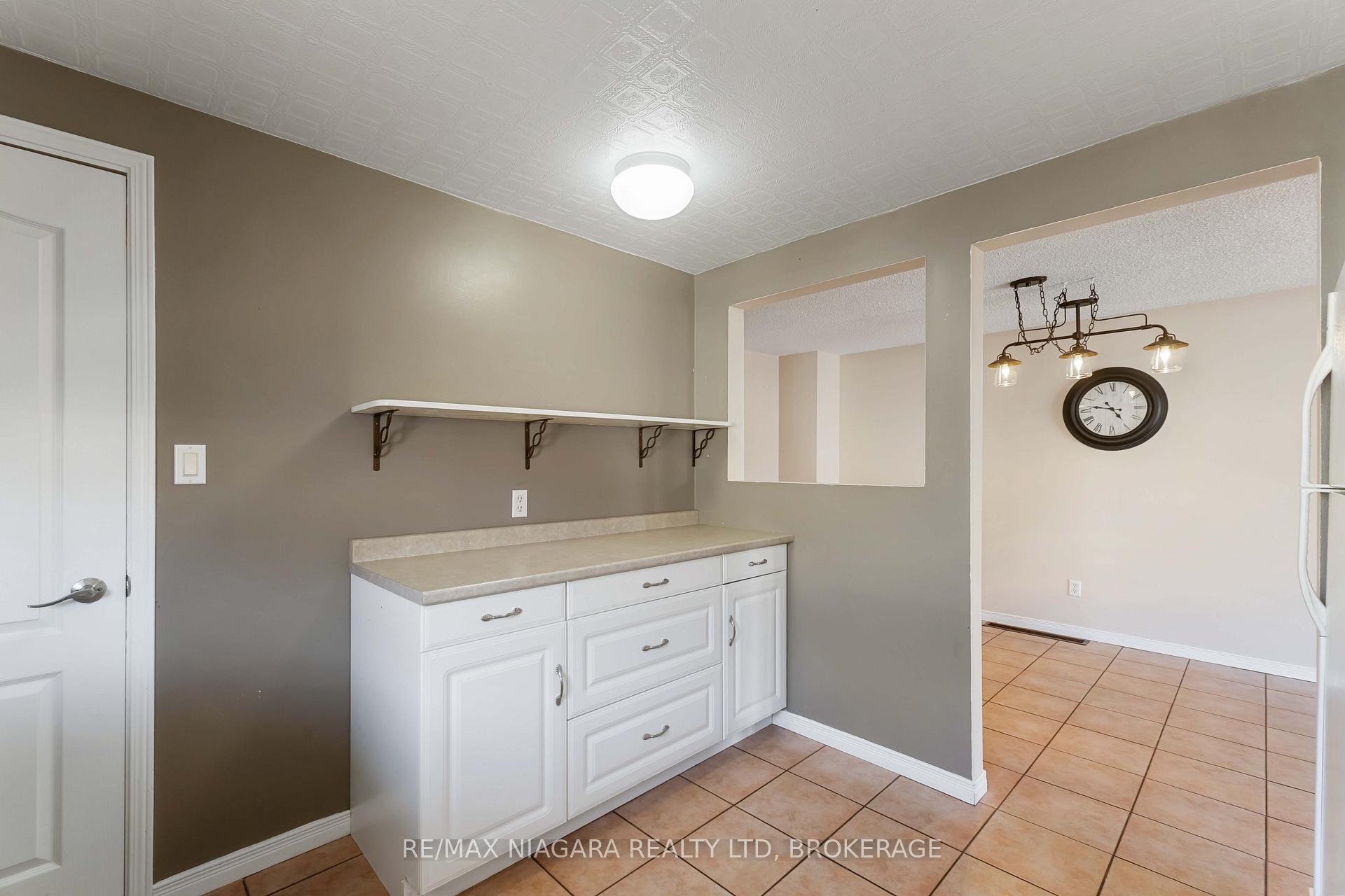 Photo 12 of 62 Buchanan Crescent, Thorold, Confederation Heights — HOMEH