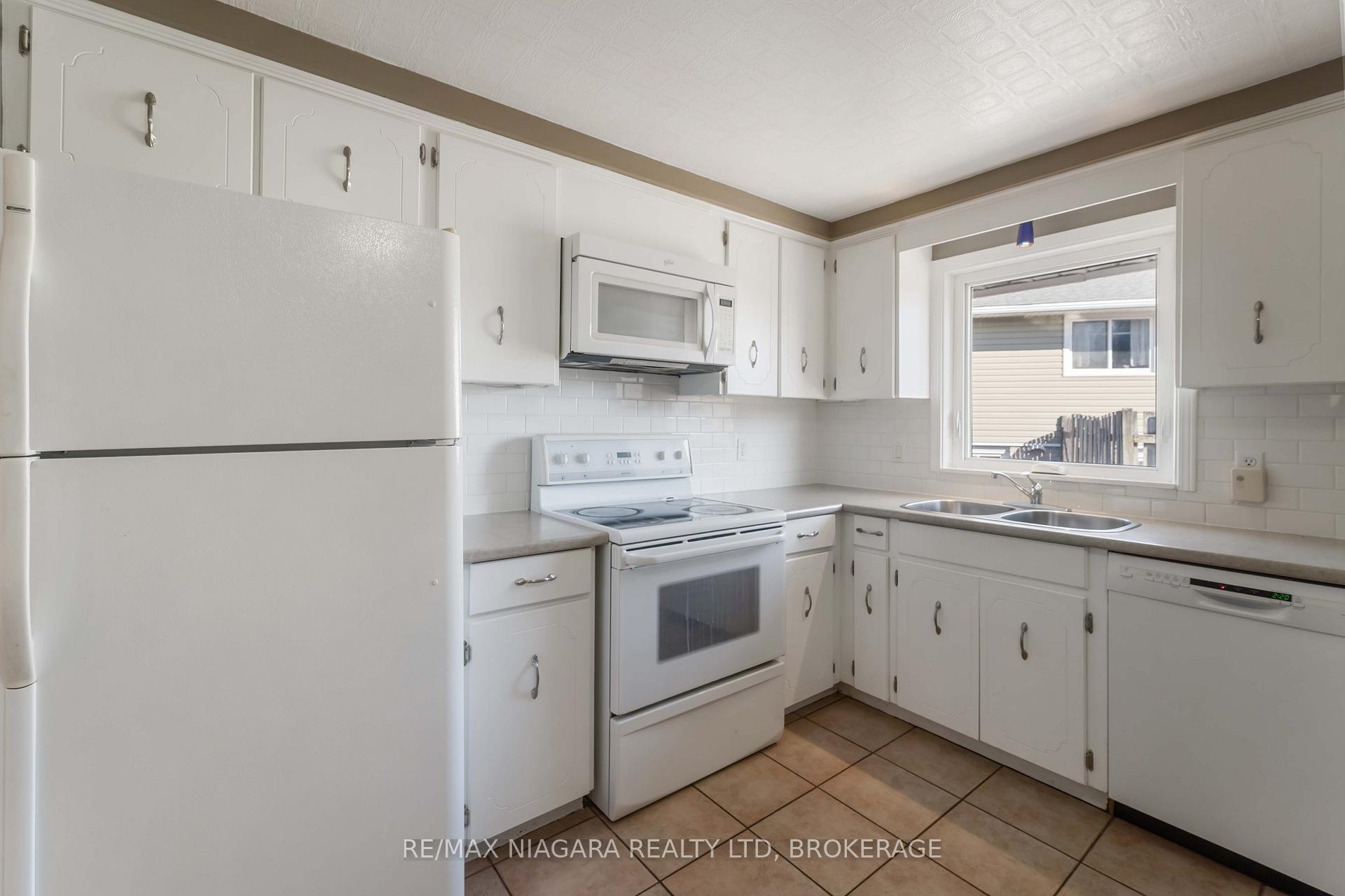 Photo 14 of 62 Buchanan Crescent, Thorold, Confederation Heights — HOMEH