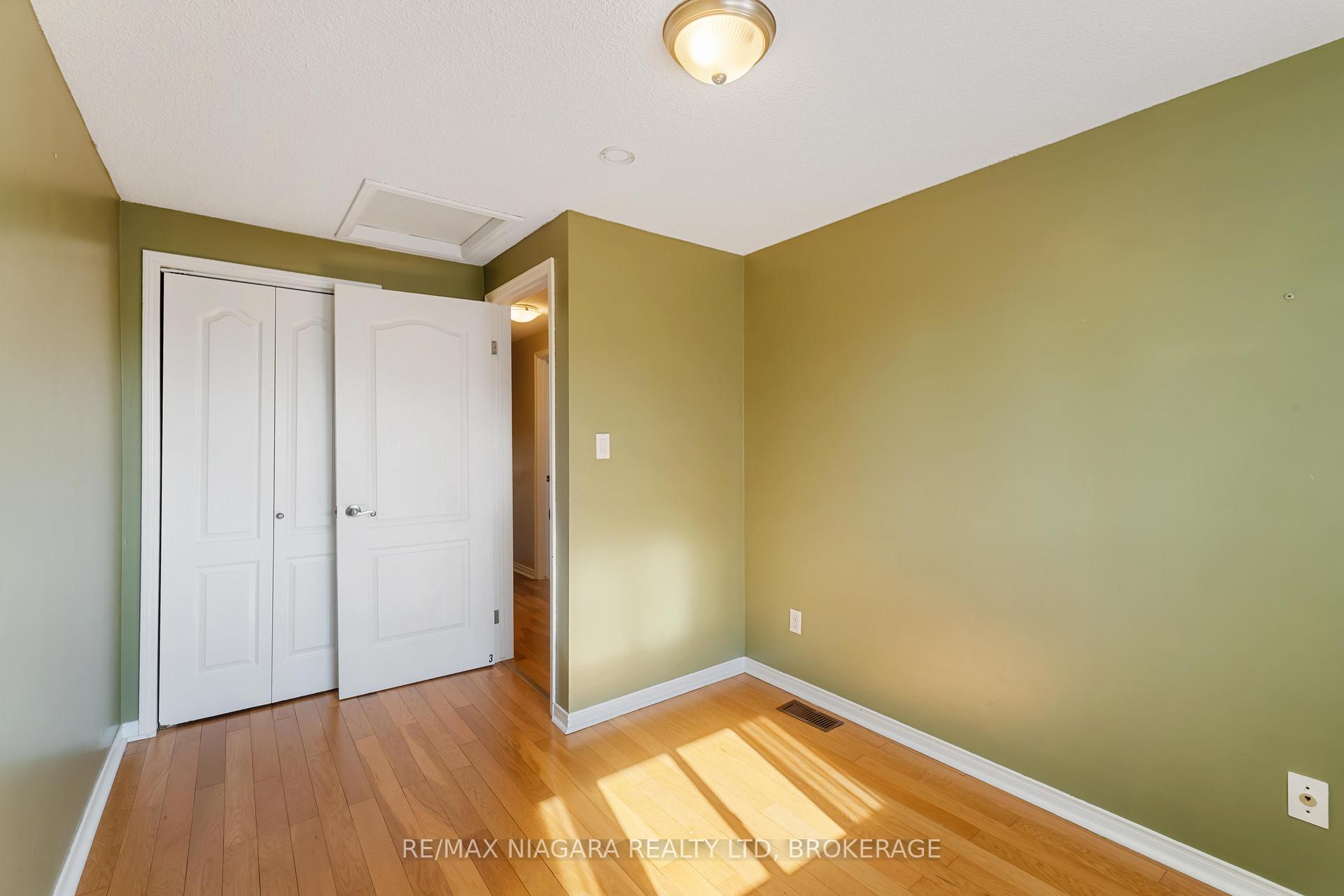 Photo 17 of 62 Buchanan Crescent, Thorold, Confederation Heights — HOMEH