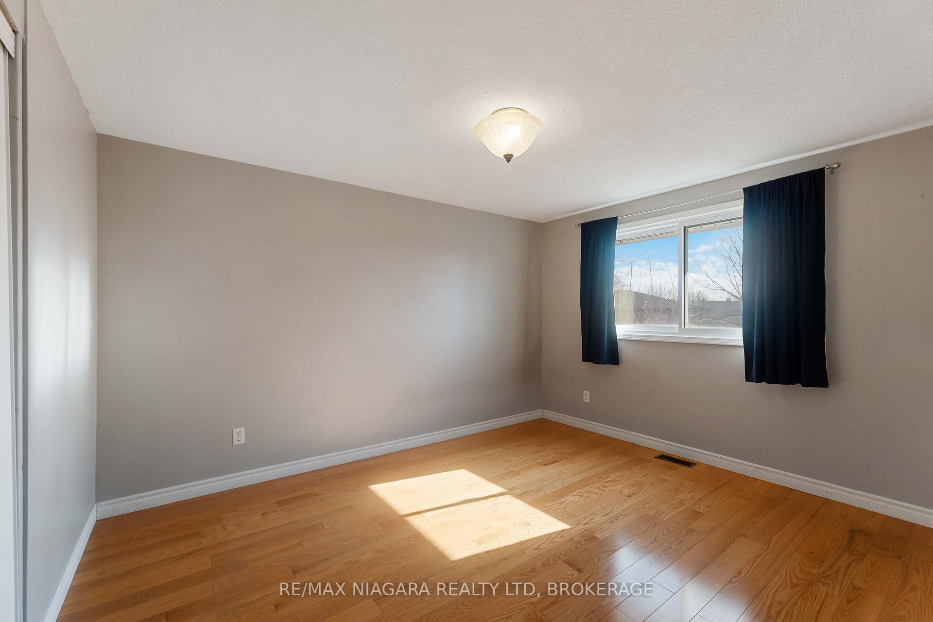 Photo 21 of 62 Buchanan Crescent, Thorold, Confederation Heights — HOMEH