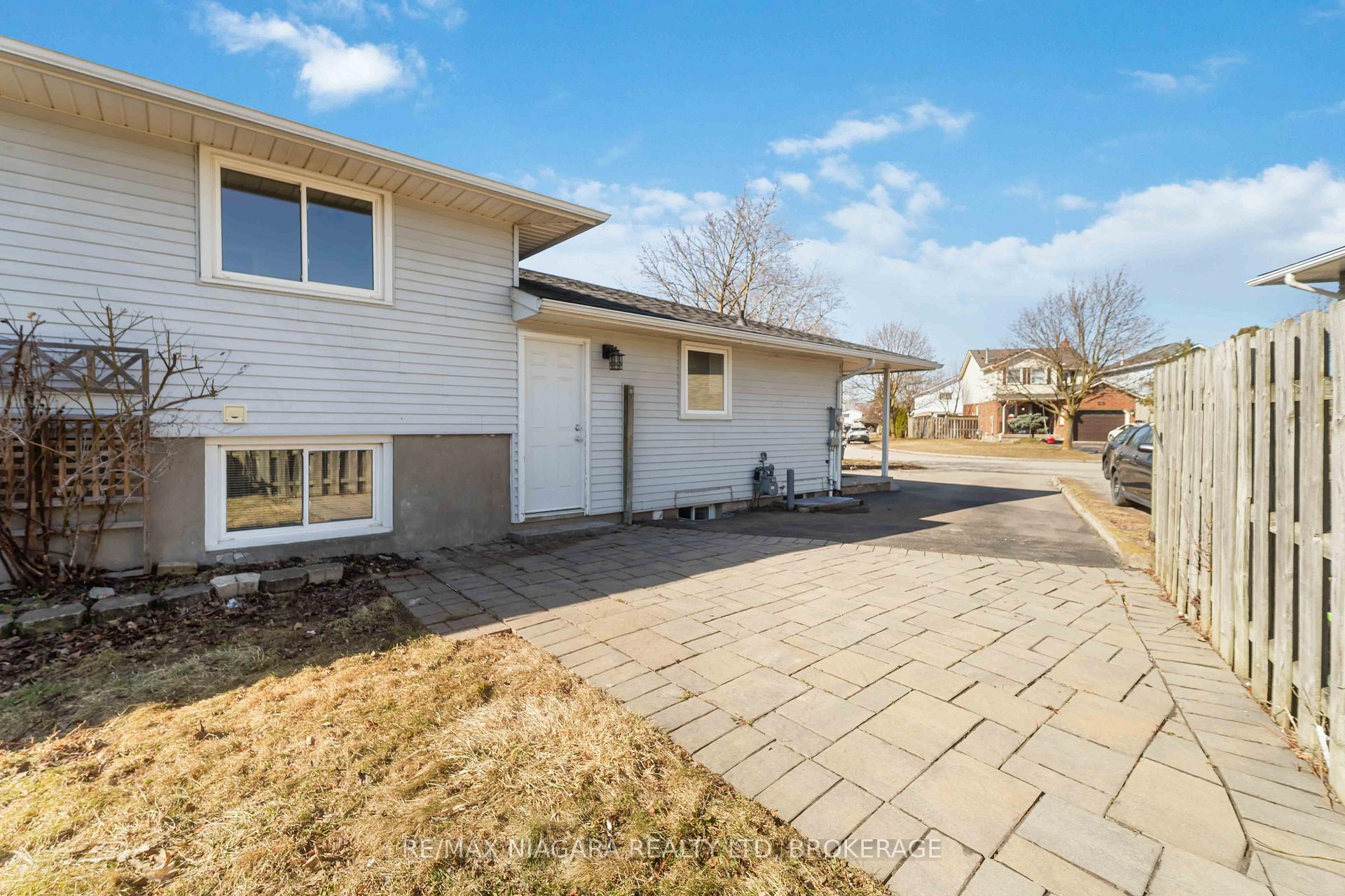 Photo 33 of 62 Buchanan Crescent, Thorold, Confederation Heights — HOMEH