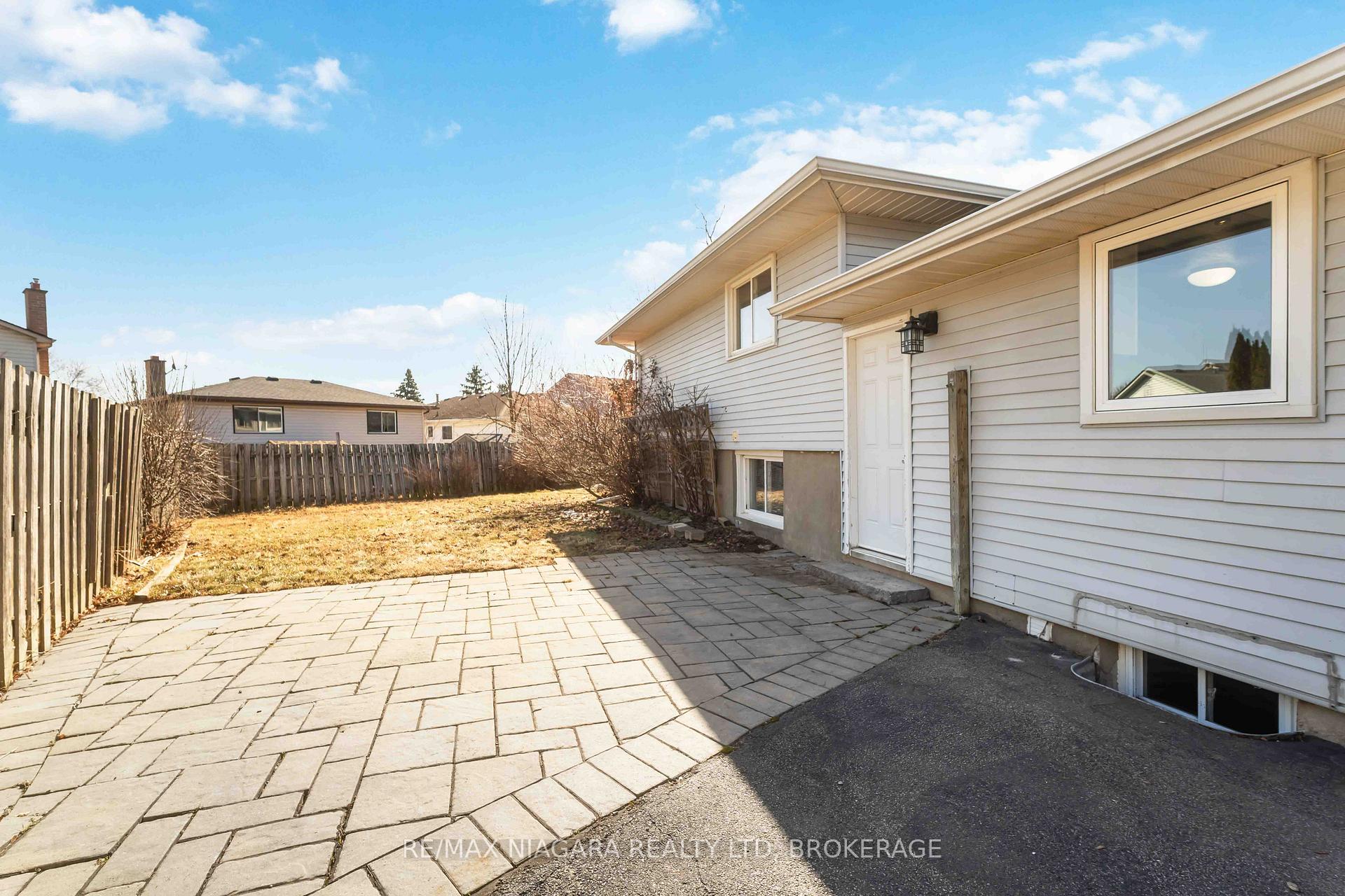 Photo 37 of 62 Buchanan Crescent, Thorold, Confederation Heights — HOMEH