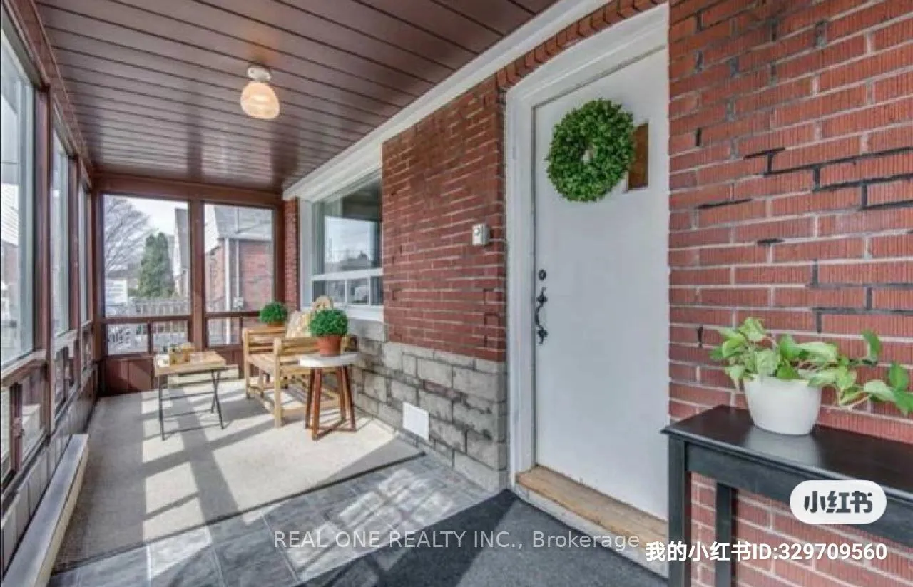 Photo 2 of Unit Upper, 18 Gardens Crescent, Toronto, O'Connor-Parkview — HOMEH