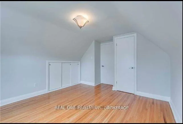 Photo 9 of Unit Upper, 18 Gardens Crescent, Toronto, O'Connor-Parkview — HOMEH