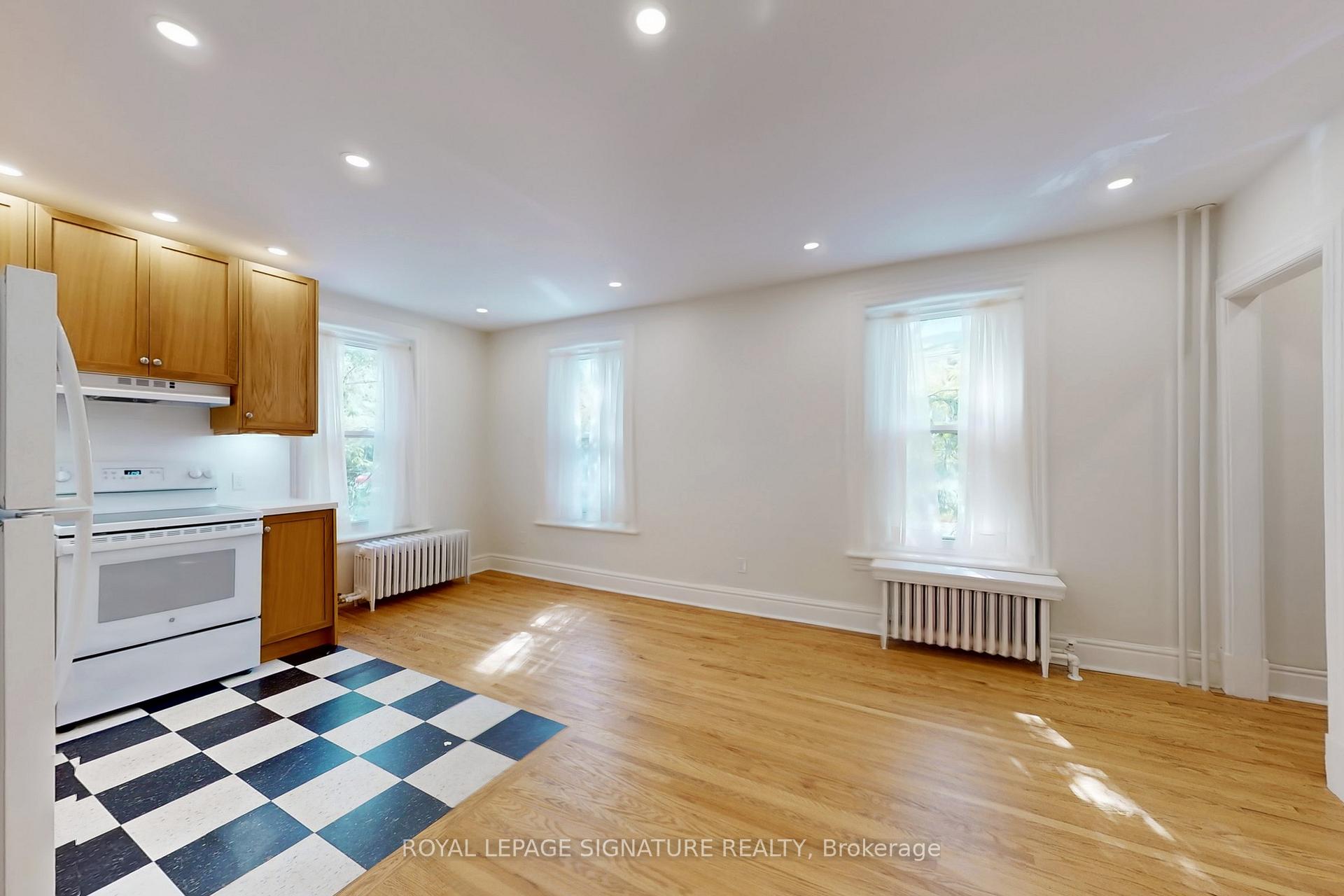 Photo 1 of Unit A, 966 Dundas Street, Toronto, Trinity-Bellwoods — HOMEH