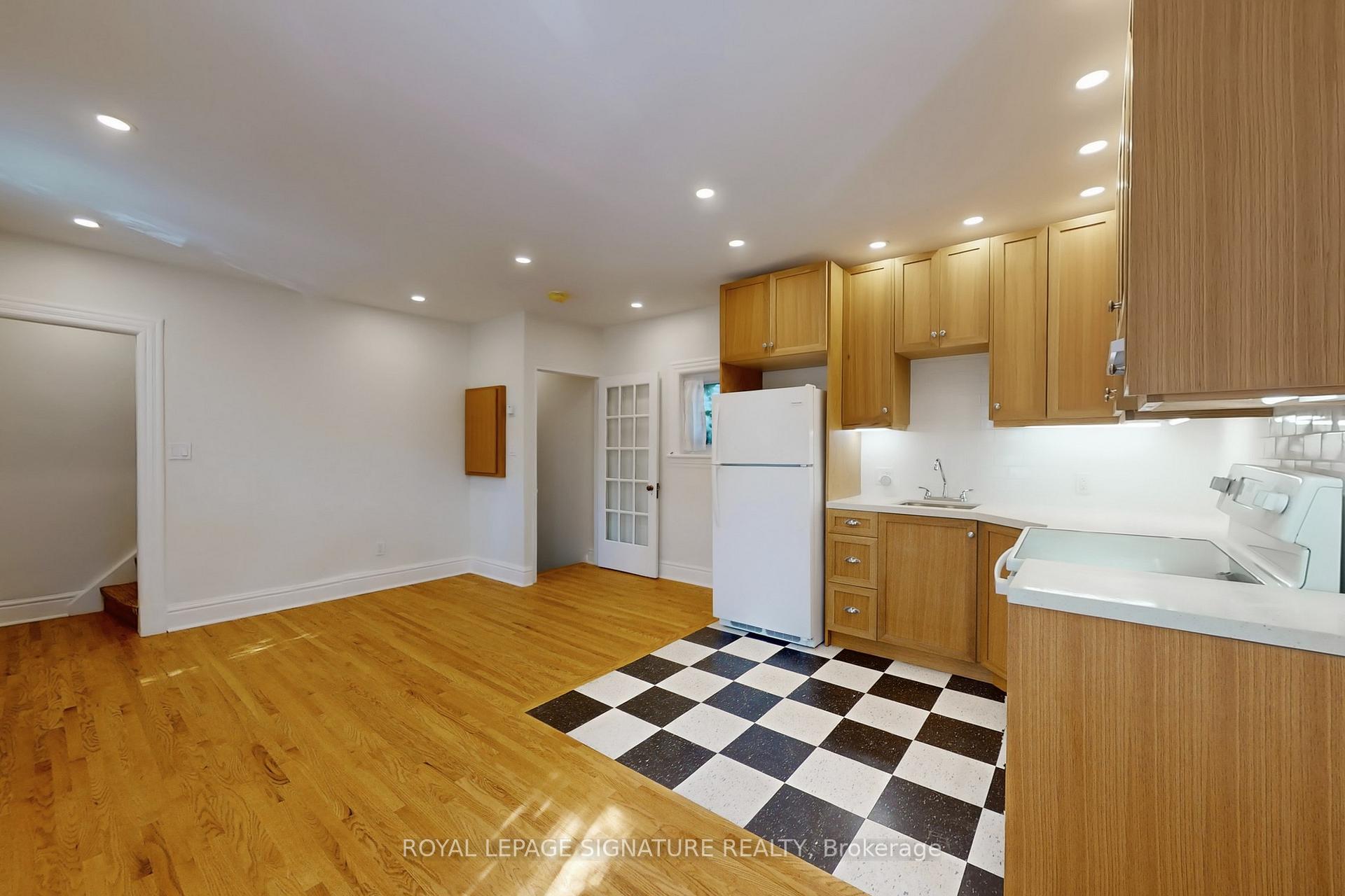 Photo 5 of Unit A, 966 Dundas Street, Toronto, Trinity-Bellwoods — HOMEH