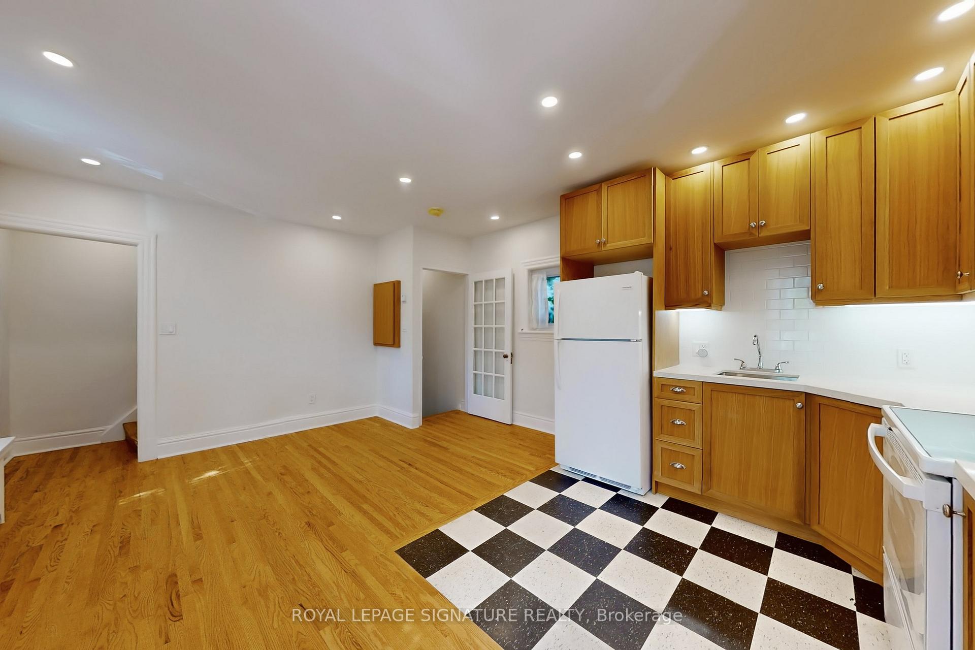 Photo 9 of Unit A, 966 Dundas Street, Toronto, Trinity-Bellwoods — HOMEH