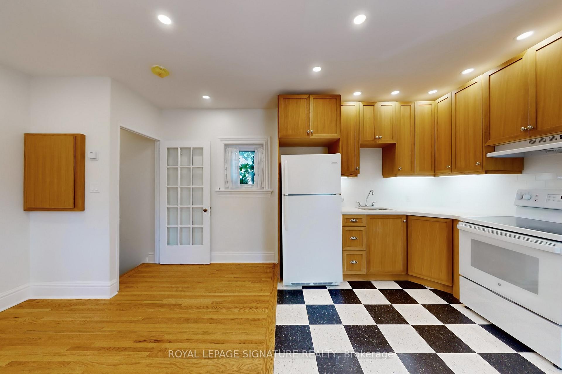 Photo 10 of Unit A, 966 Dundas Street, Toronto, Trinity-Bellwoods — HOMEH