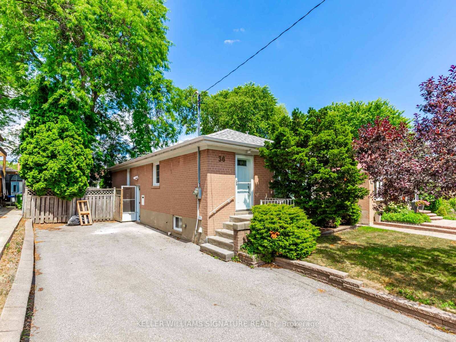 Photo 8 of Unit Main, 36 Par Avenue, Scarborough, Woburn — HOMEH