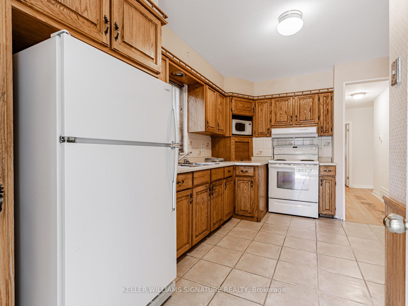 Photo 30 of Unit Main, 36 Par Avenue, Scarborough, Woburn — HOMEH