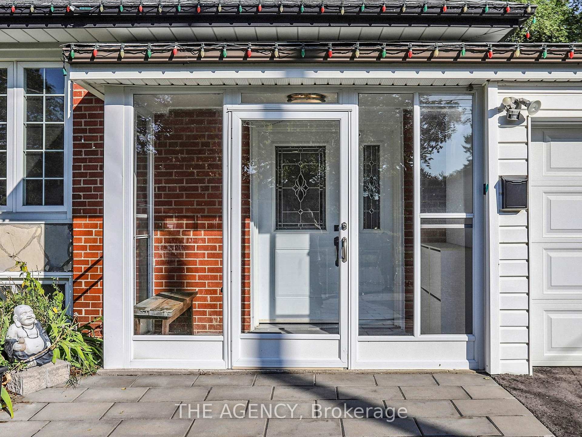 Photo 5 of 102 Meldazy Drive, Scarborough, Bendale — HOMEH