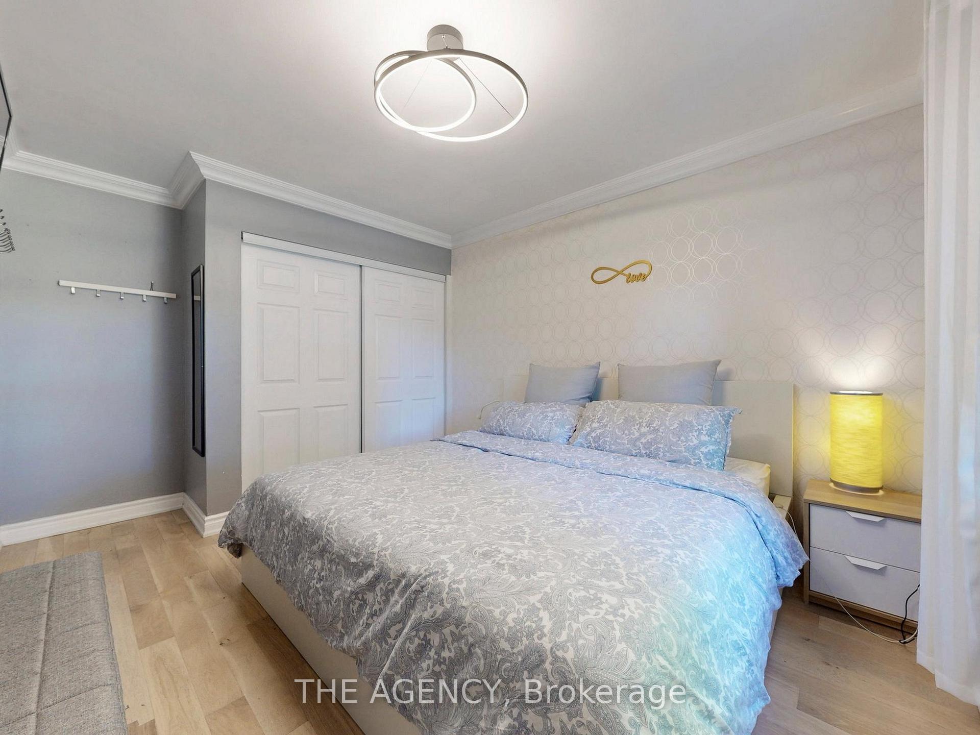 Photo 12 of 102 Meldazy Drive, Scarborough, Bendale — HOMEH