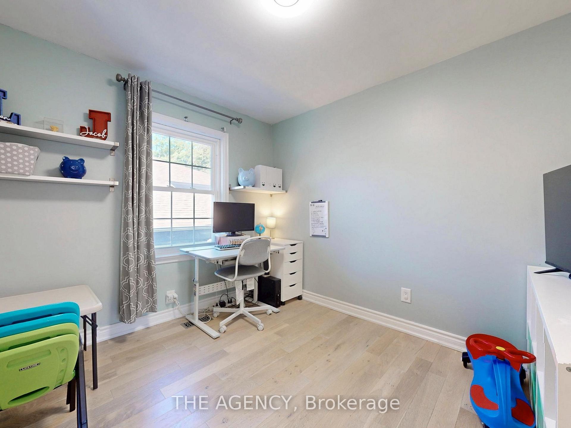 Photo 13 of 102 Meldazy Drive, Scarborough, Bendale — HOMEH