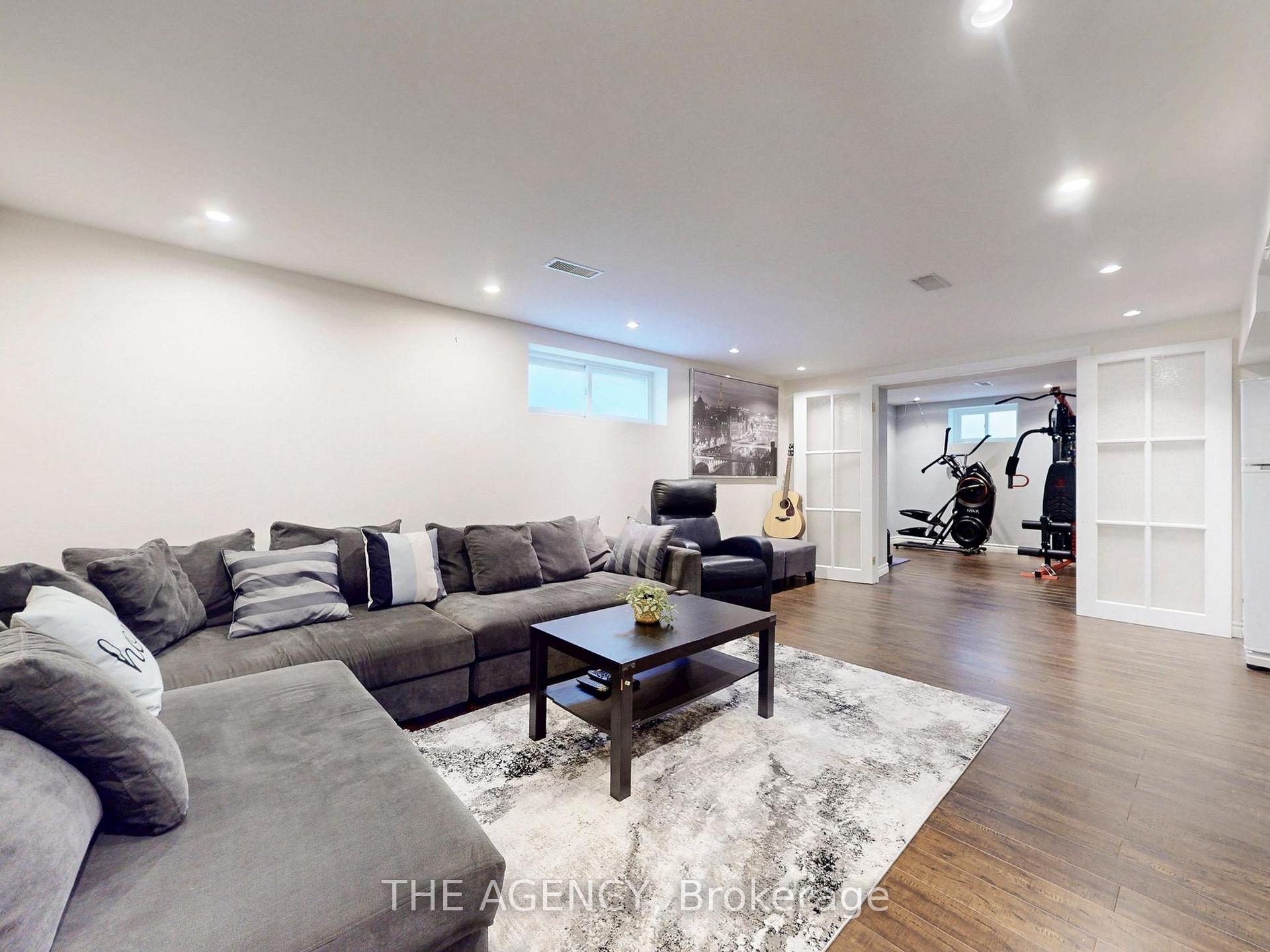 Photo 21 of 102 Meldazy Drive, Scarborough, Bendale — HOMEH