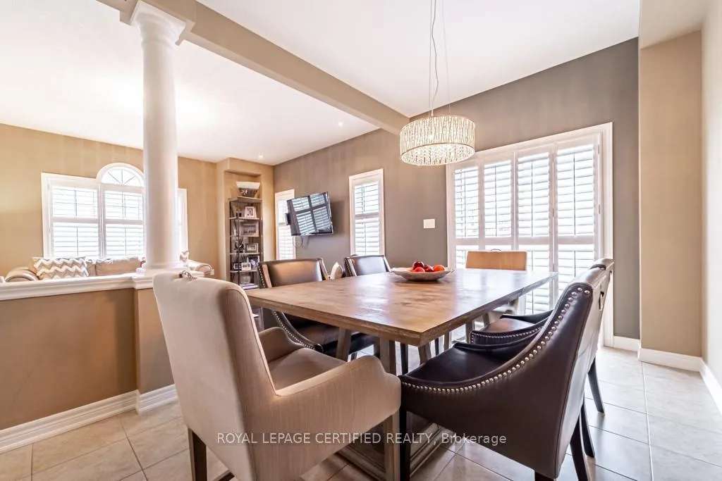 Photo 9 of 60 Guest Street, Hamilton, Ancaster — HOMEH