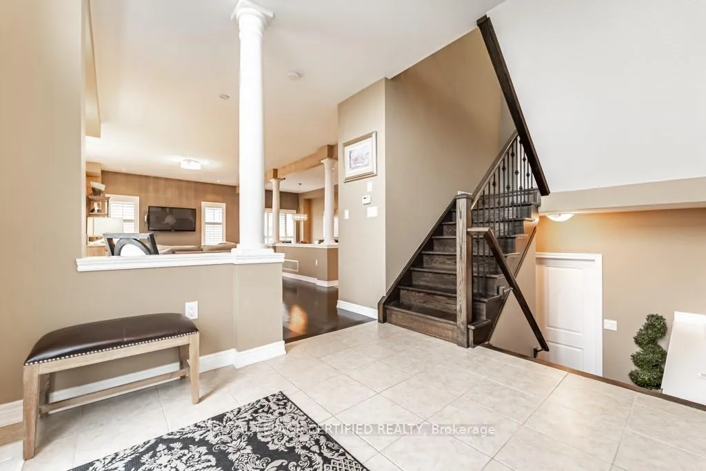 Photo 17 of 60 Guest Street, Hamilton, Ancaster — HOMEH