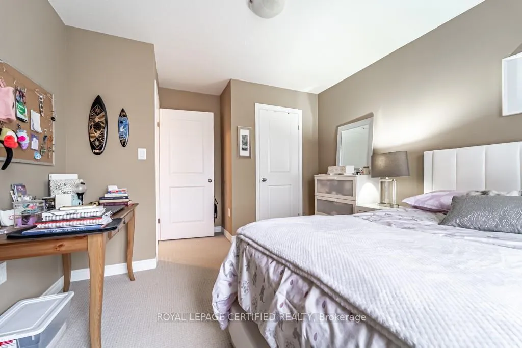 Photo 23 of 60 Guest Street, Hamilton, Ancaster — HOMEH