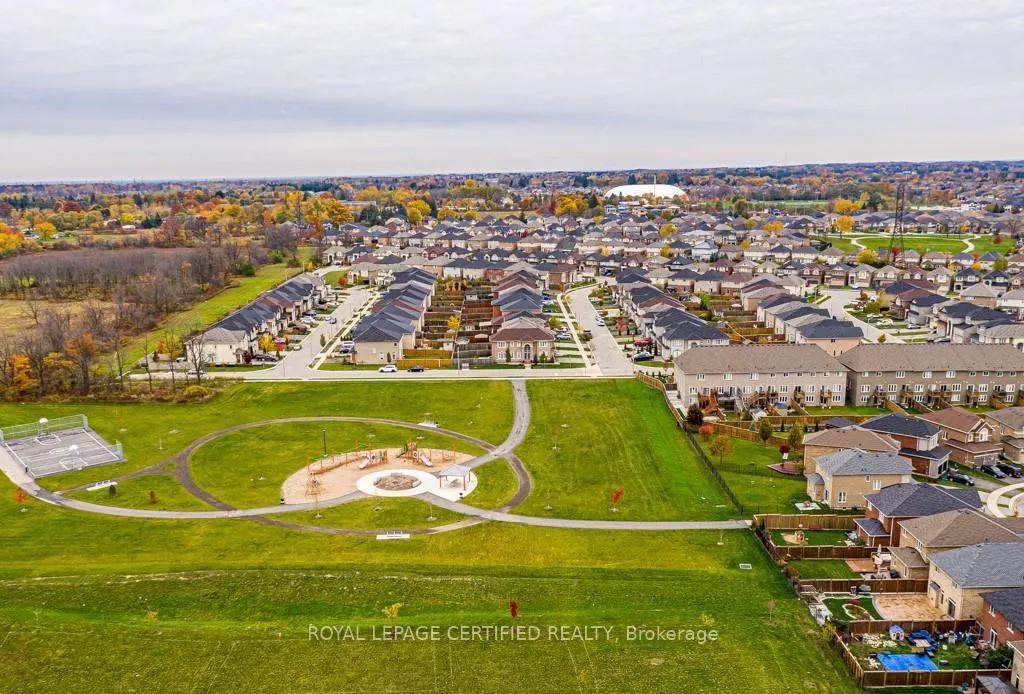 Photo 41 of 60 Guest Street, Hamilton, Ancaster — HOMEH