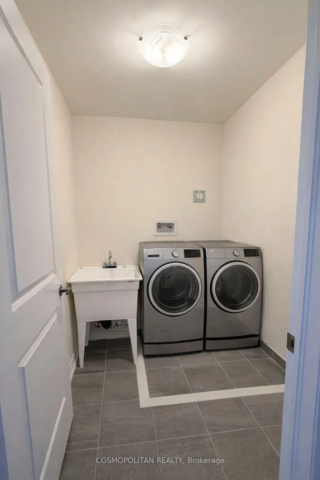 Photo 10 of 175 Gear Avenue, Erin — HOMEH