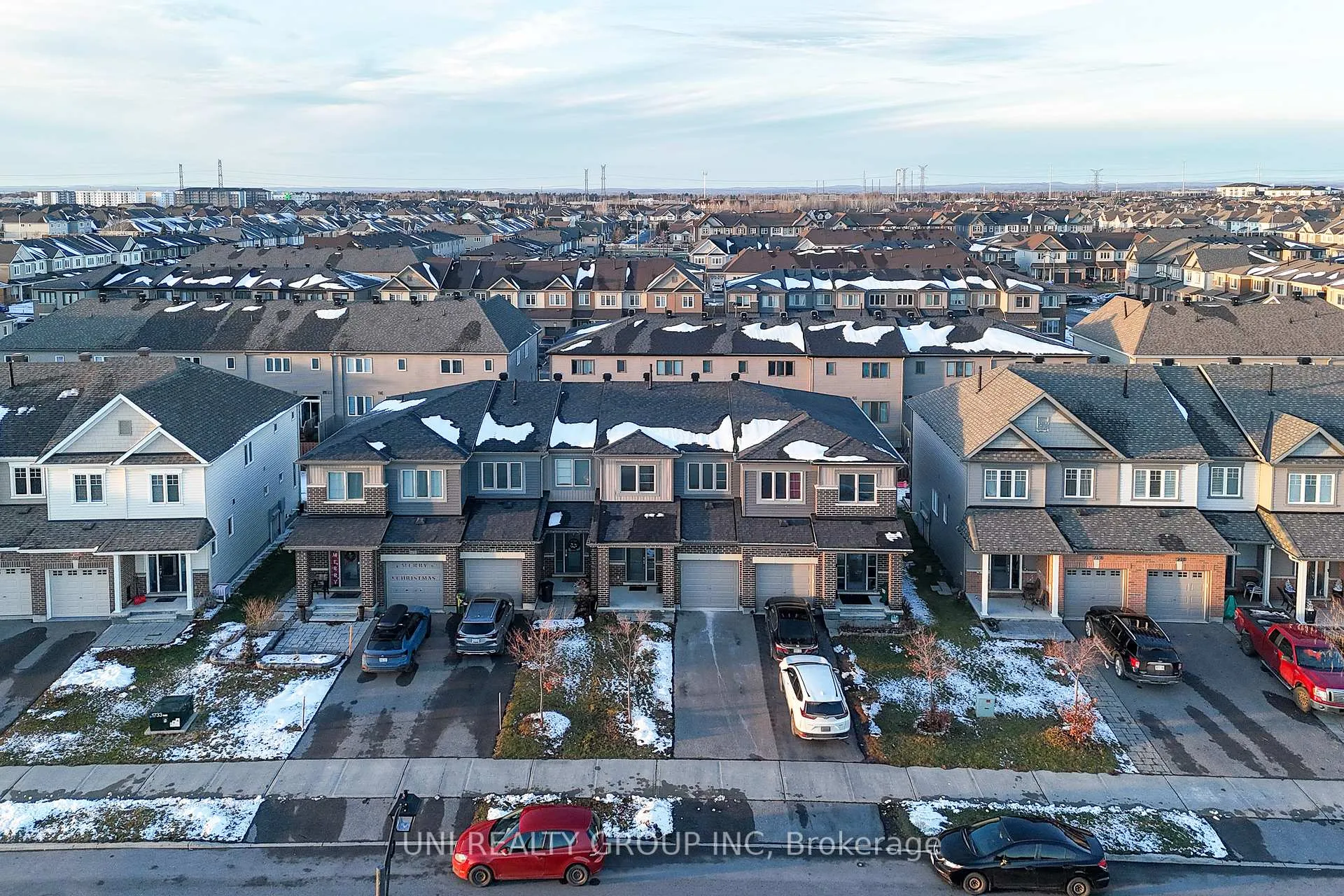 Photo 3 of 715 Decoeur Drive, Ottawa, Avalon West — HOMEH